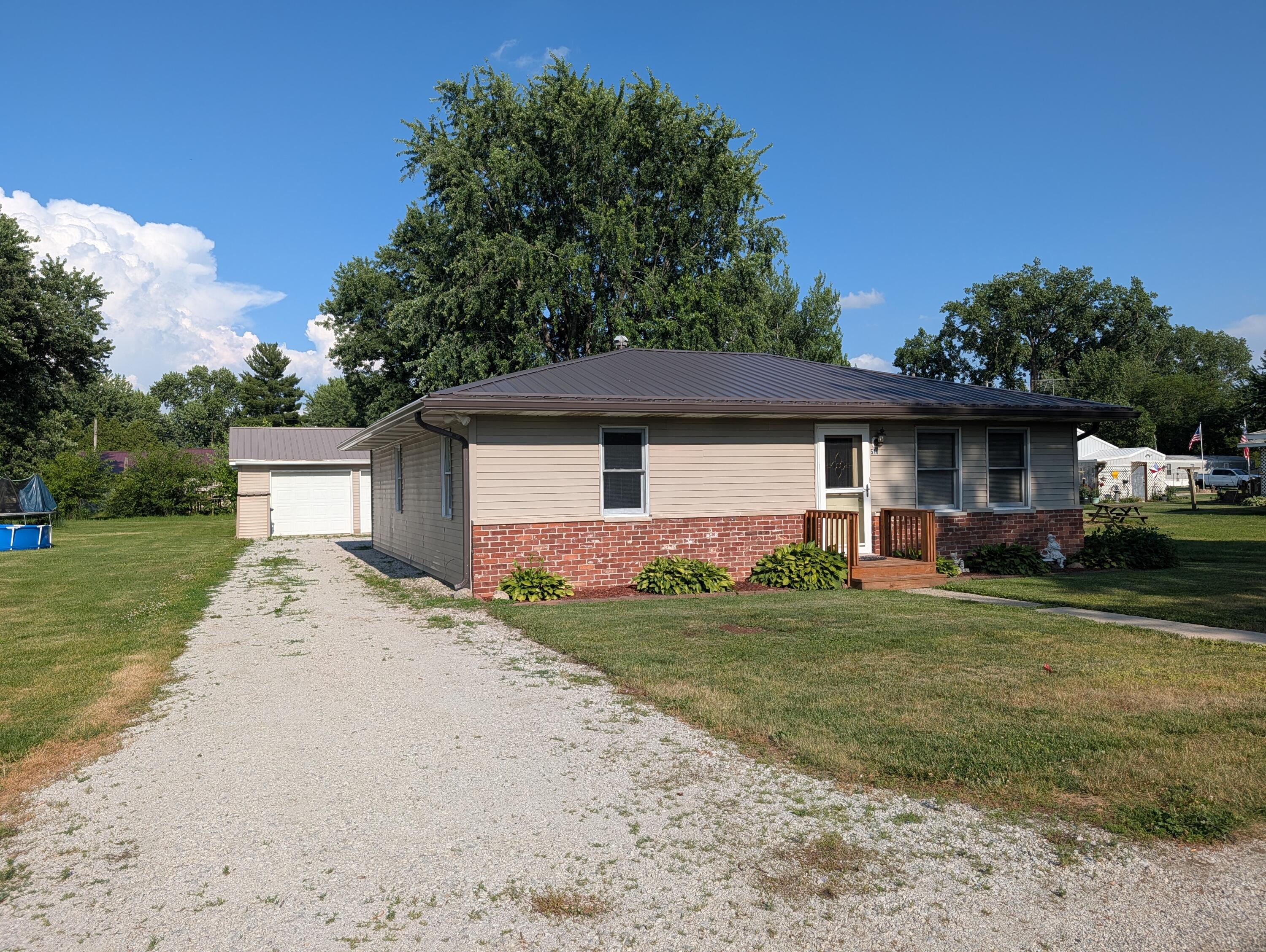 510 S Madison Street, Medaryville, IN 47957; Image #2