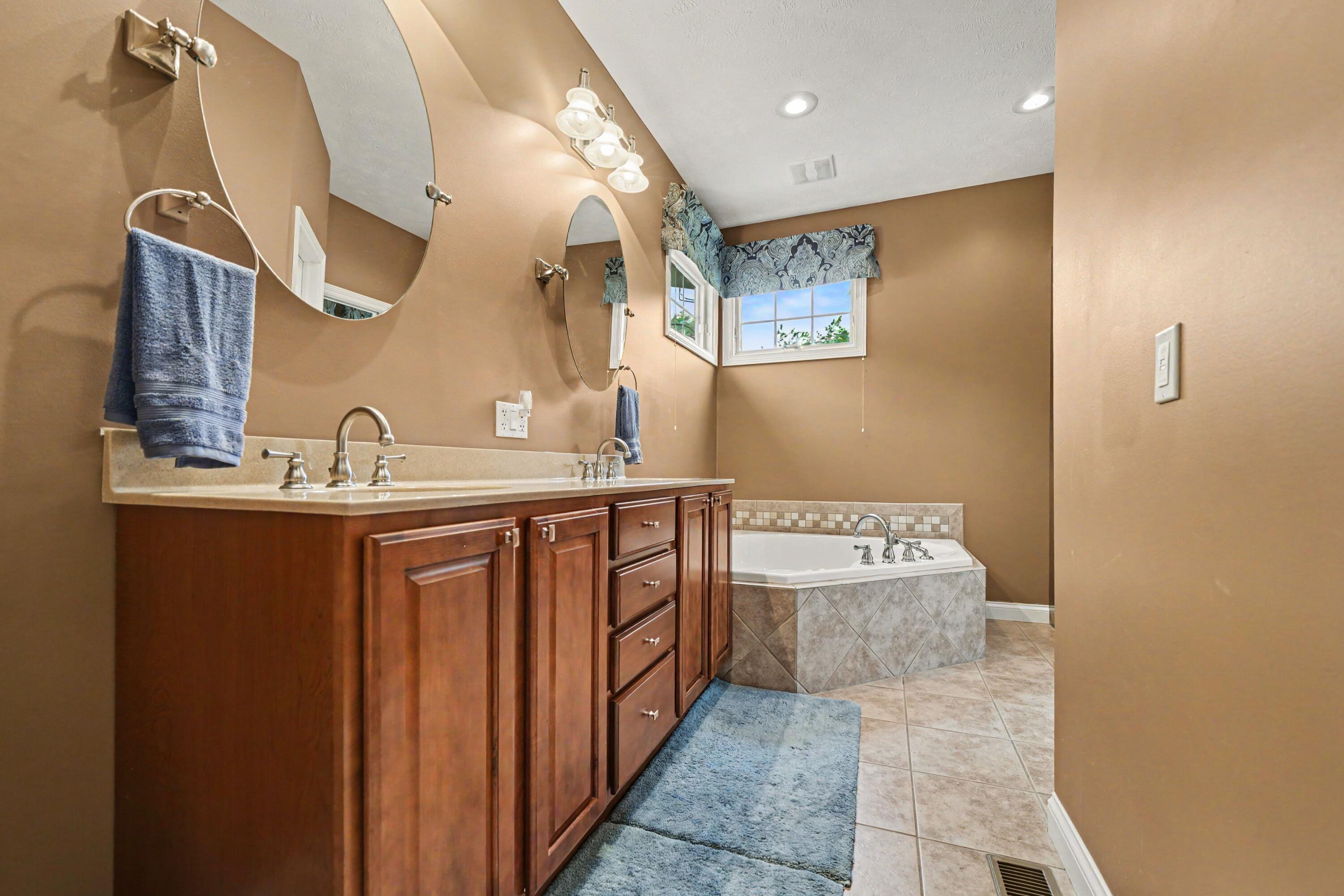 3990 Scipio Drive, La Porte, IN 46350; Image #12