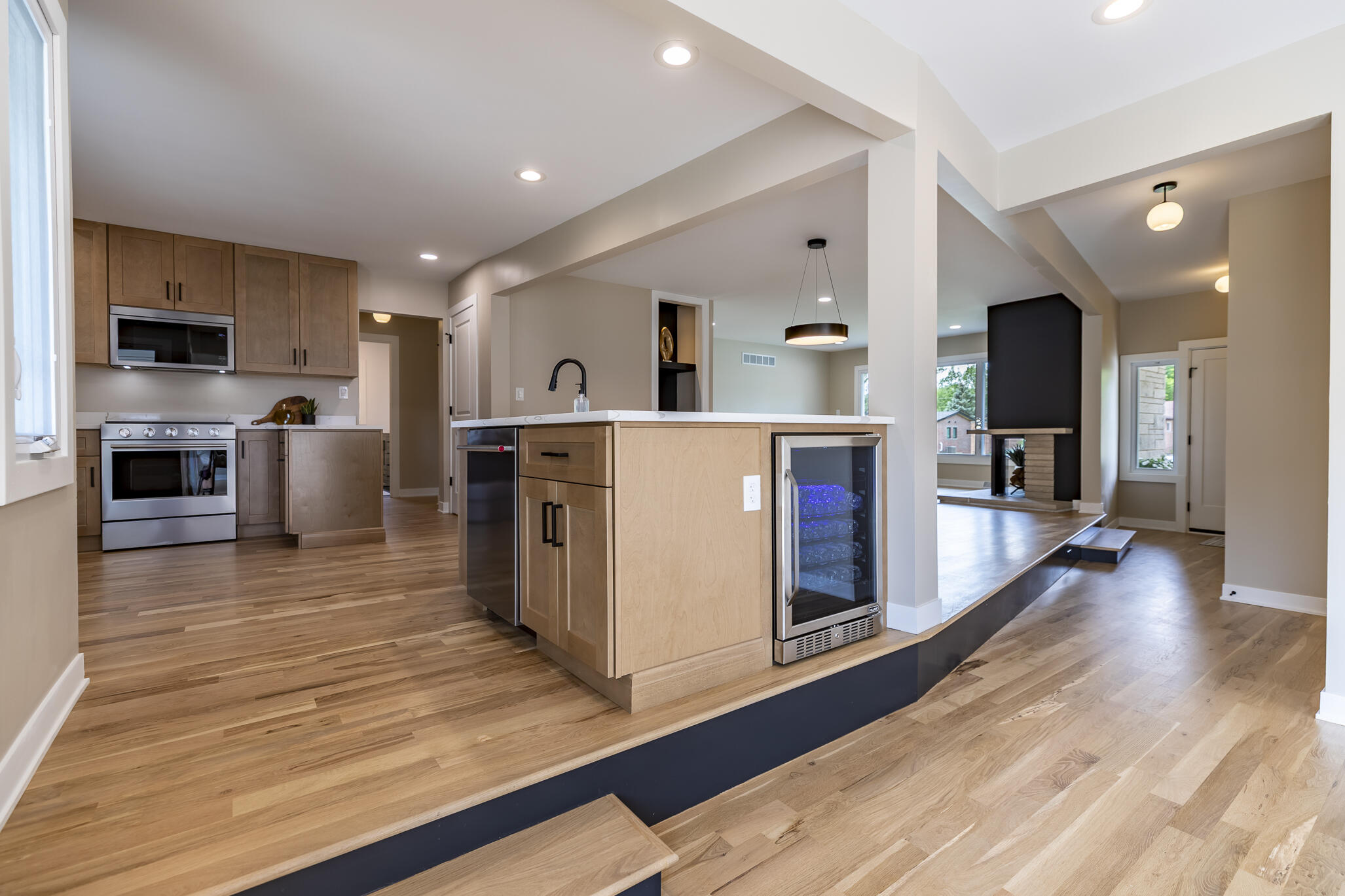 8837 Parkway Drive, Highland, IN 46322; Image #17