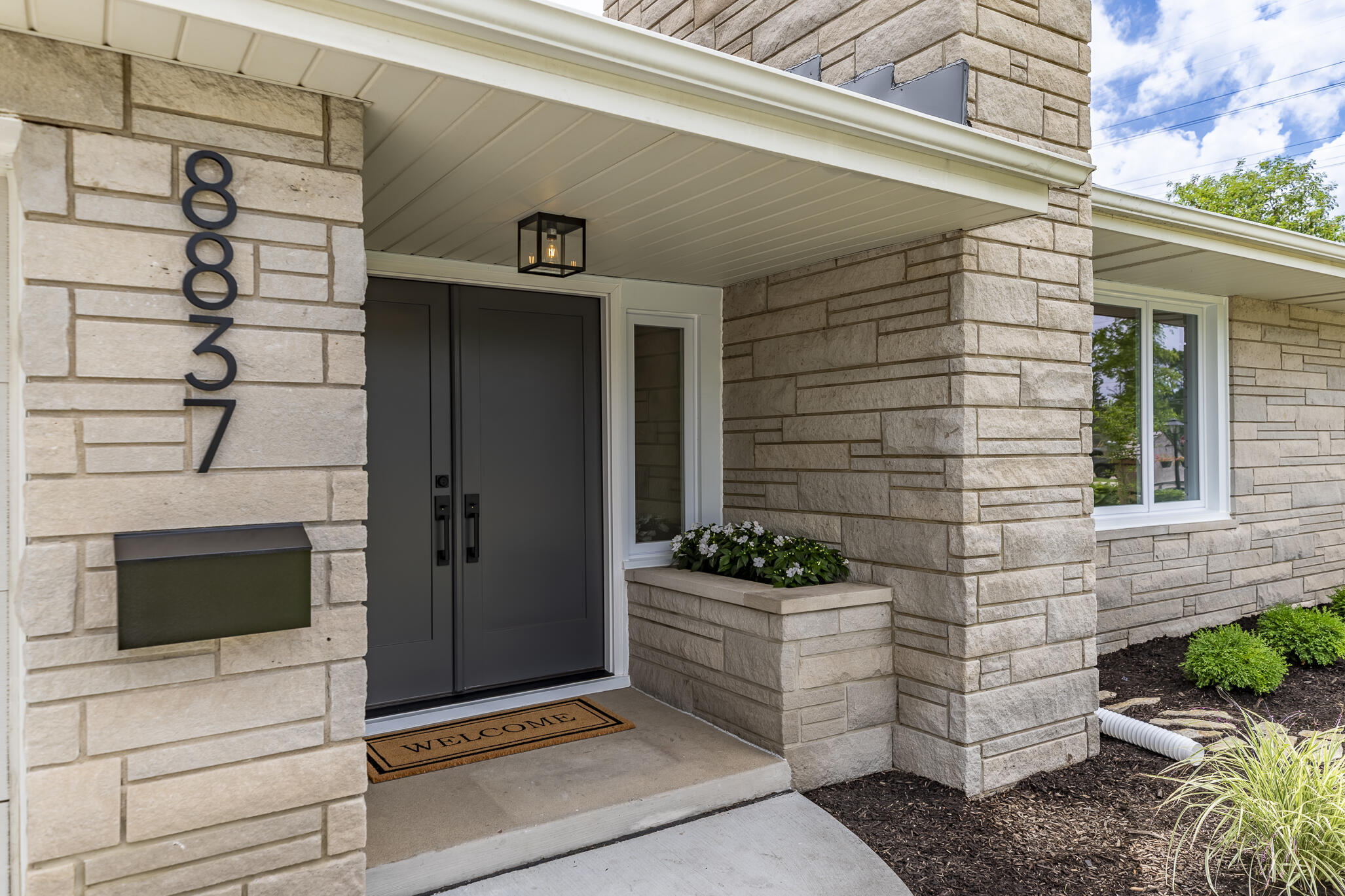 8837 Parkway Drive, Highland, IN 46322; Image #6