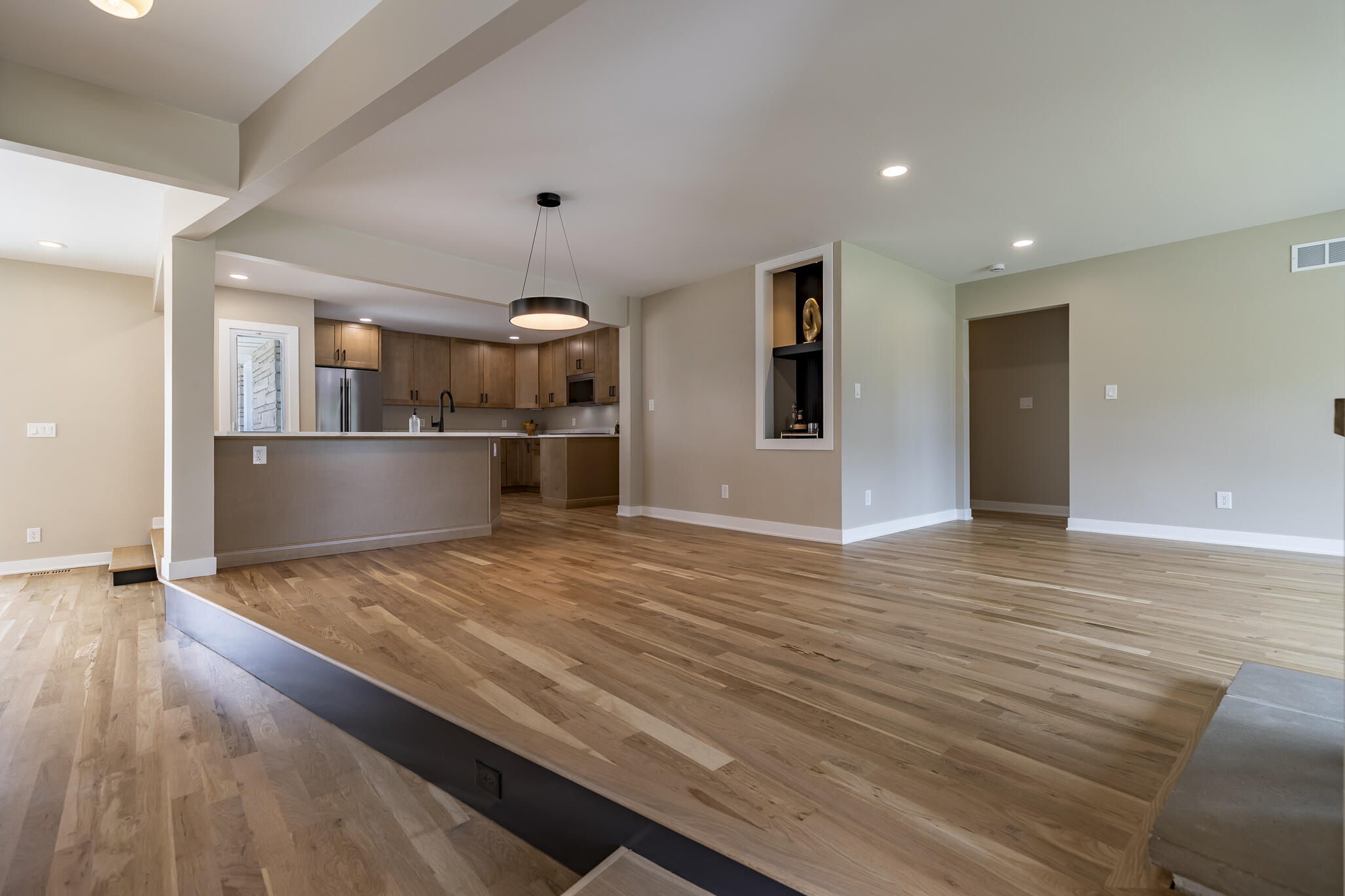 8837 Parkway Drive, Highland, IN 46322; Image #9