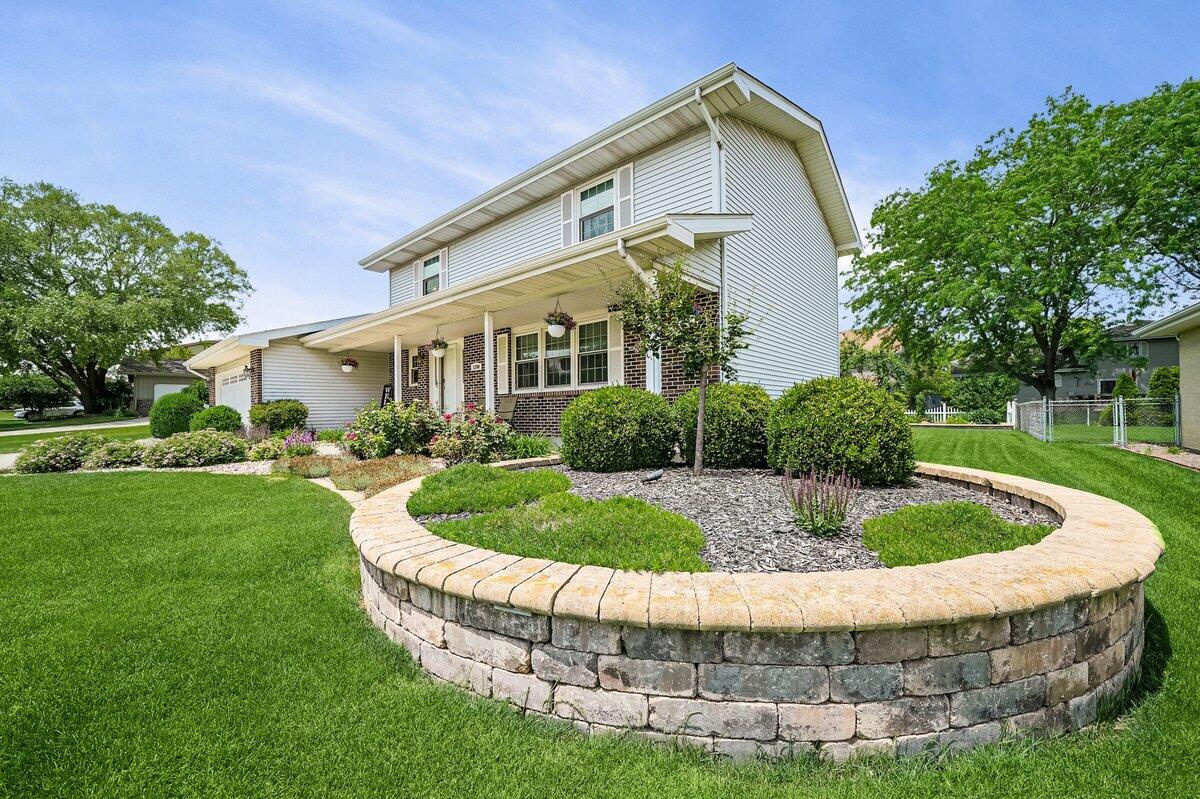 1200 Seminole Drive, Crown Point, IN 46307; Image #2