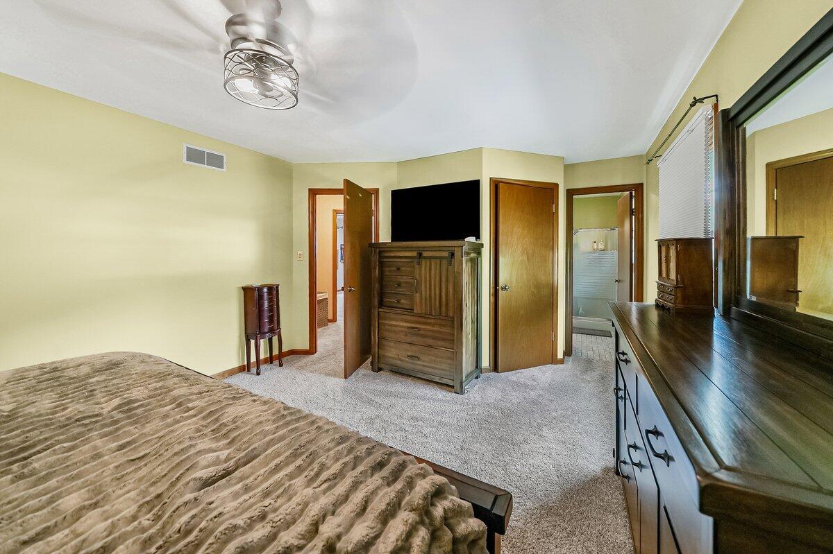 1200 Seminole Drive, Crown Point, IN 46307; Image #22