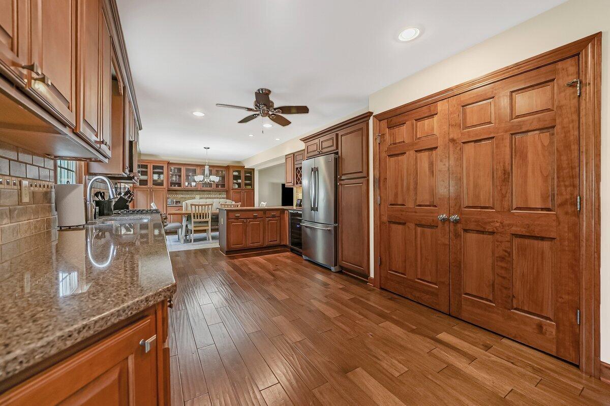 1200 Seminole Drive, Crown Point, IN 46307; Image #9