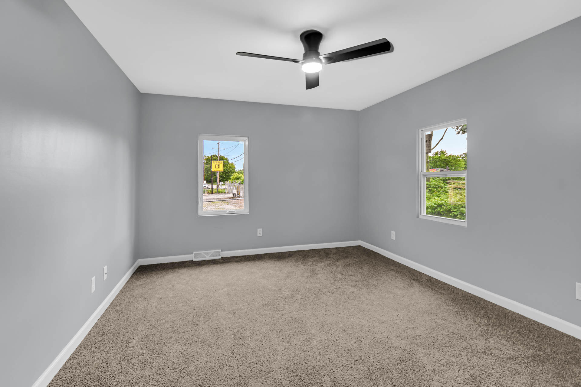 1011 Marquette Road, Lake Station, IN 46405; Image #10