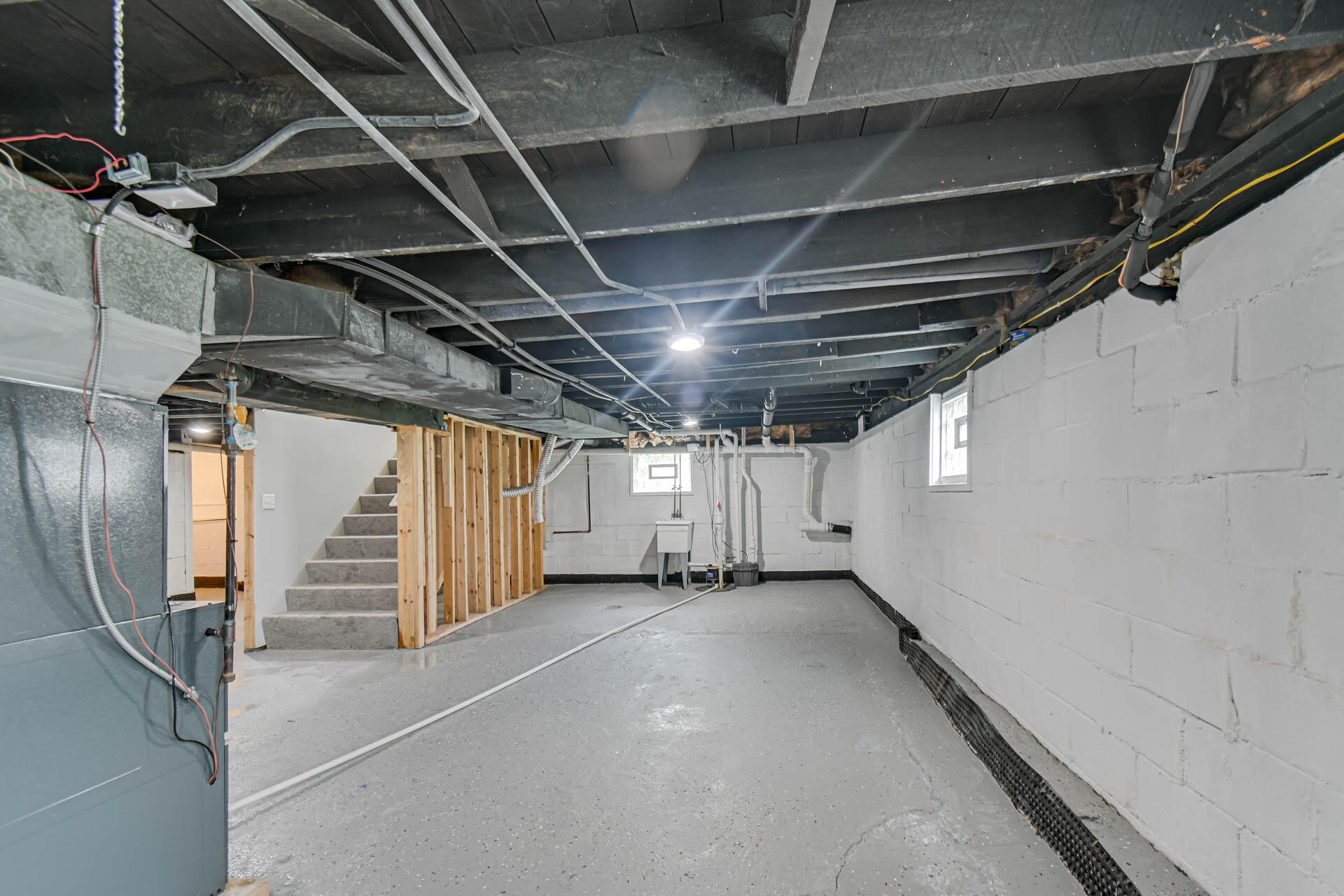 1011 Marquette Road, Lake Station, IN 46405; Image #16