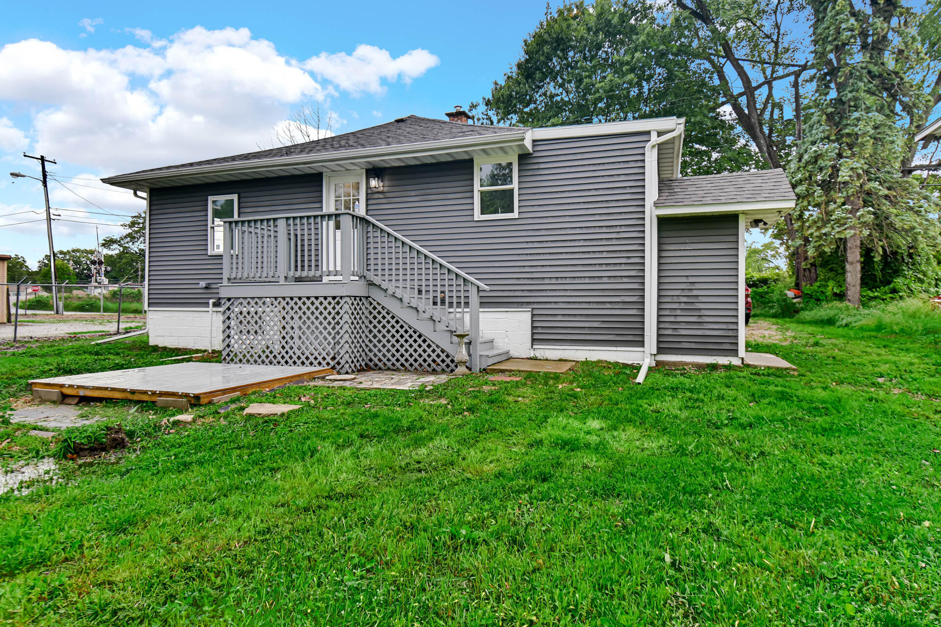 1011 Marquette Road, Lake Station, IN 46405; Image #17