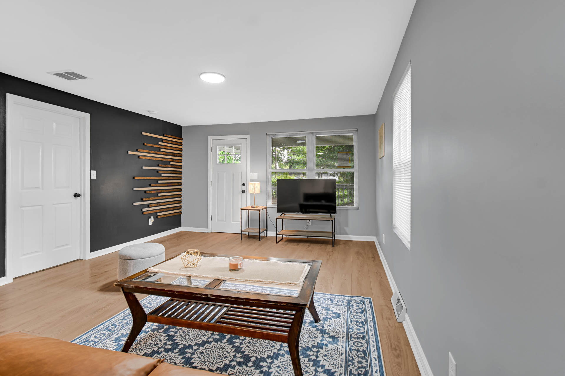 1011 Marquette Road, Lake Station, IN 46405; Image #4