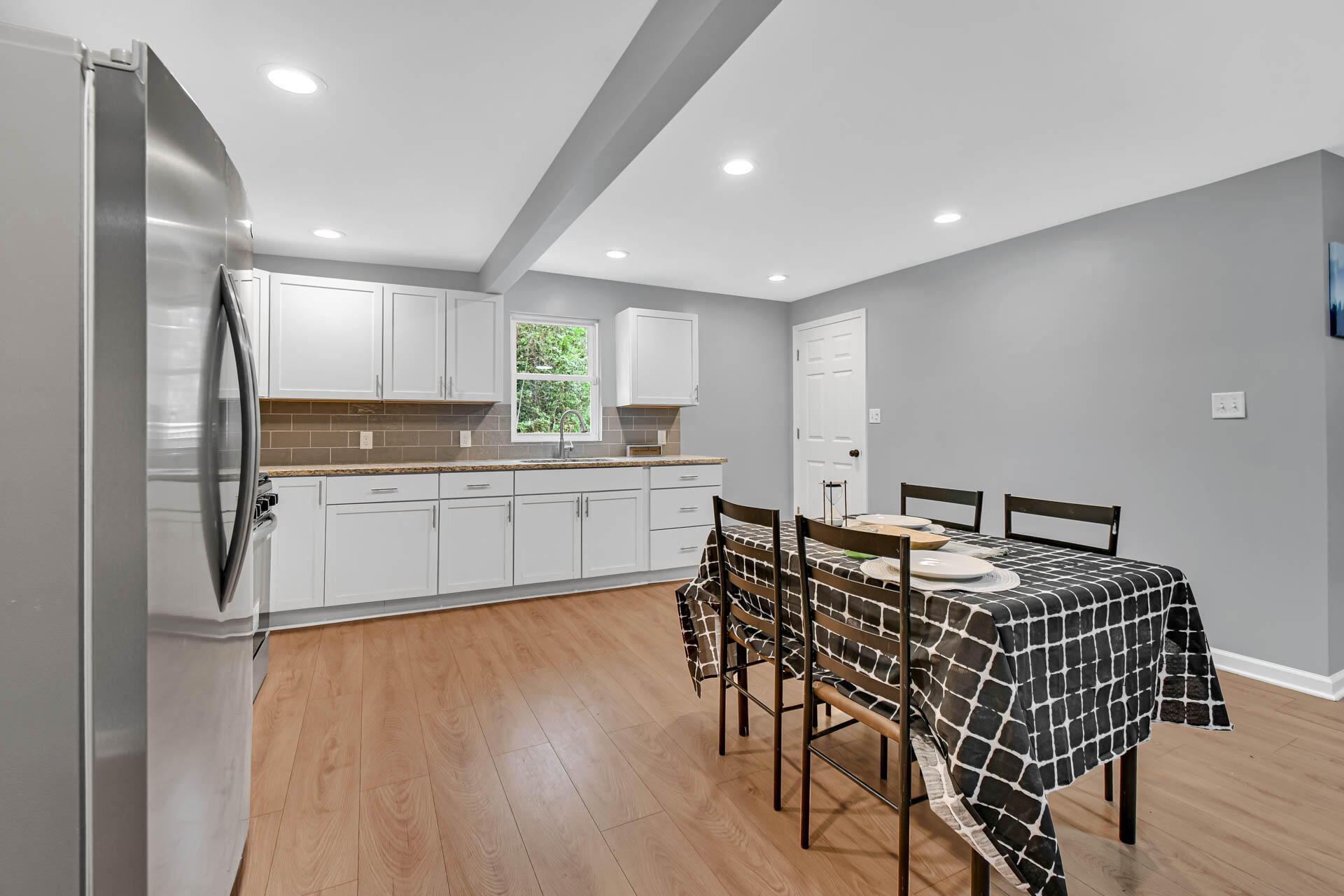 1011 Marquette Road, Lake Station, IN 46405; Image #8