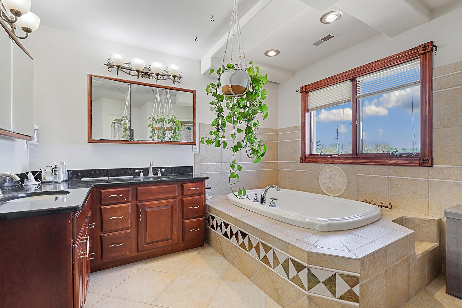 13643 Grant Street, Crown Point, IN 46307; Image #14