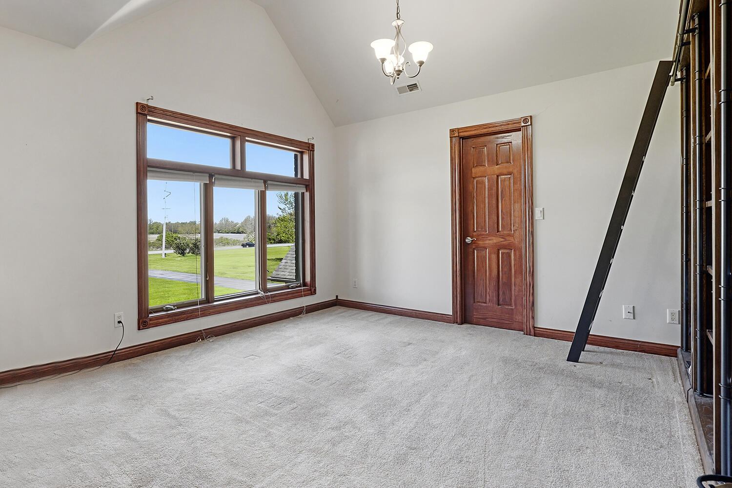 13643 Grant Street, Crown Point, IN 46307; Image #18