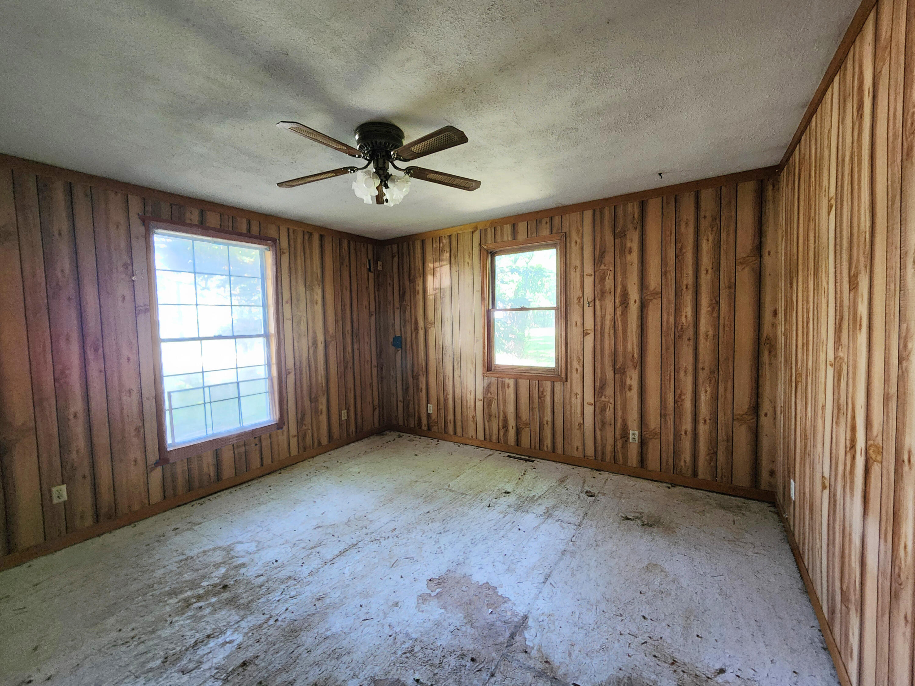 3882 E 200 S, La Porte, IN 46350; Image #7