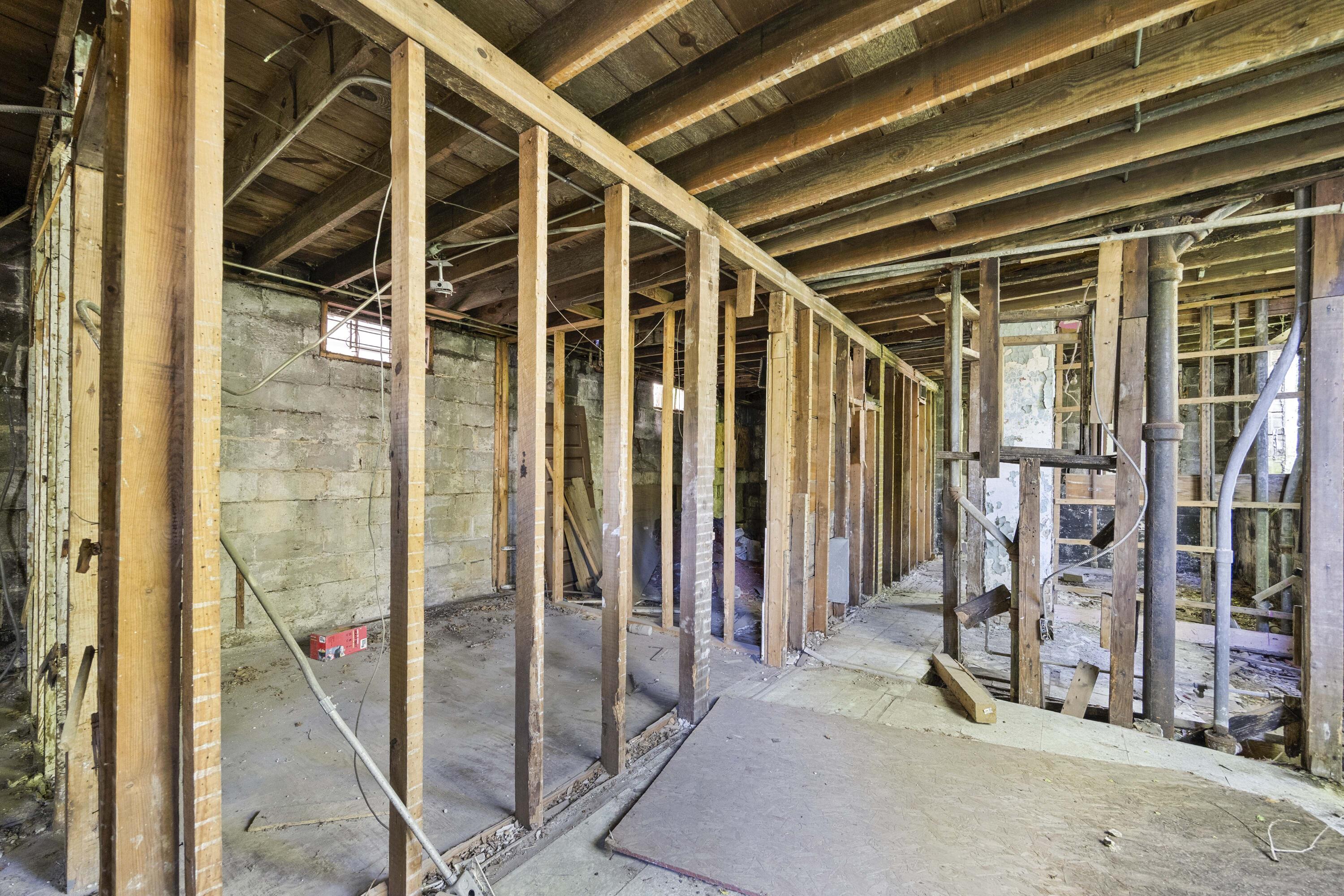 1241 W 17th Avenue, Gary, IN 46407; Image #16