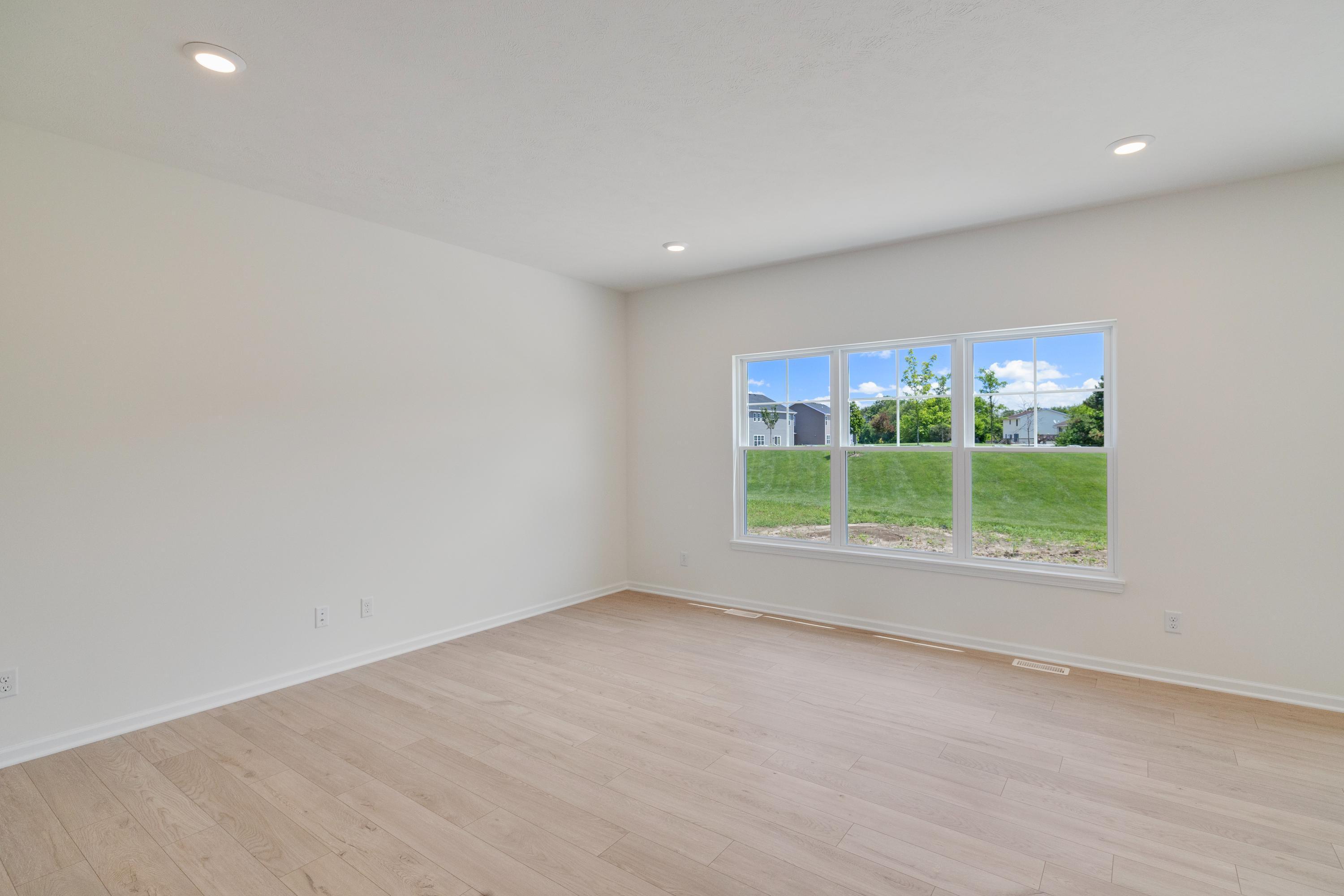 6880 Starling Drive, Schererville, IN 46375; Image #8