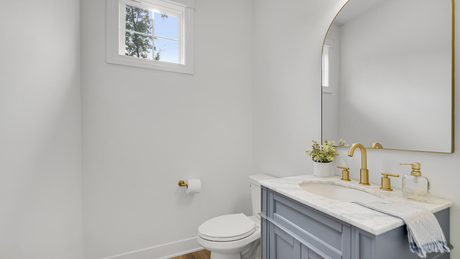 18 Blue Grass Way, Chesterton, IN 46304; Image #9