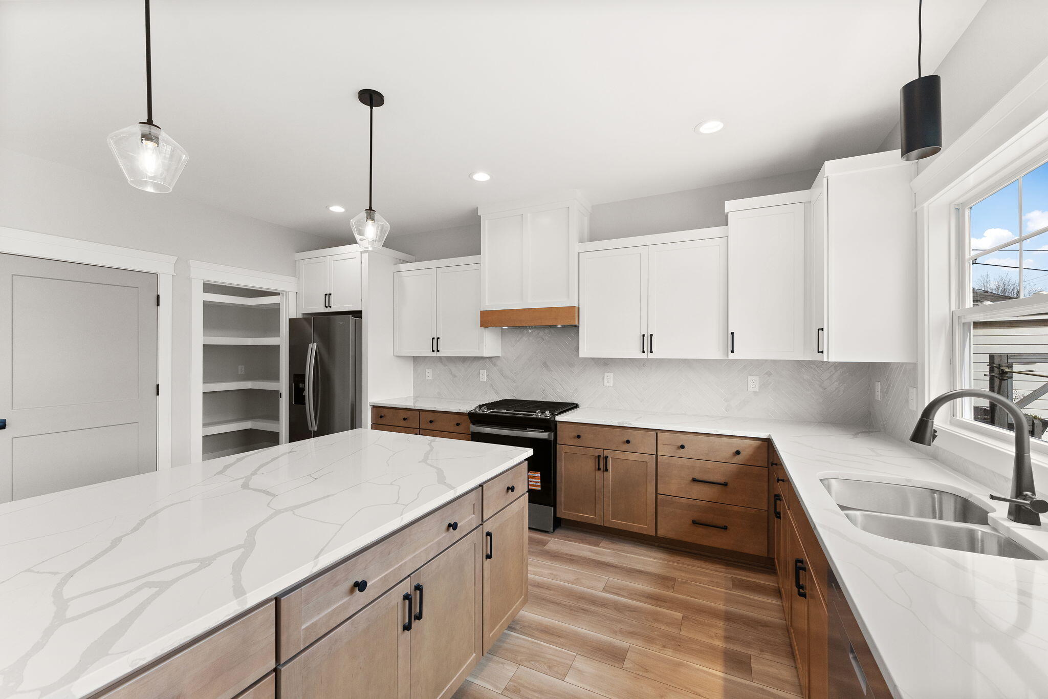 1719 Atchison Avenue, Whiting, IN 46394; Image #11