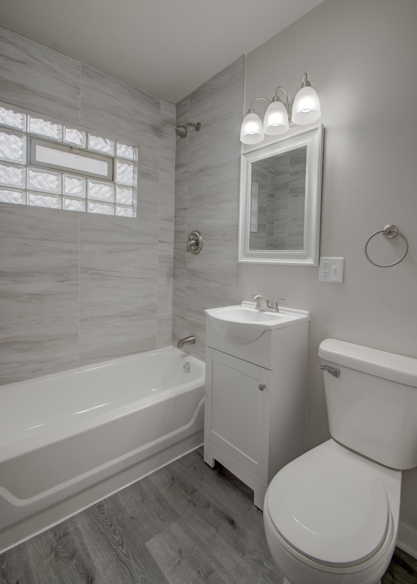 940 Mount Street, Gary, IN 46406; Image #14