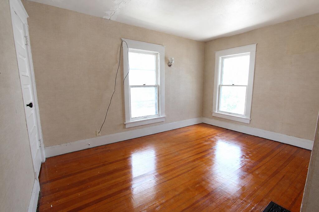 111 Noble Street, La Porte, IN 46350; Image #13