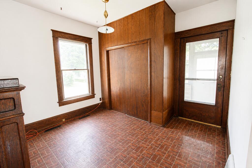 111 Noble Street, La Porte, IN 46350; Image #3