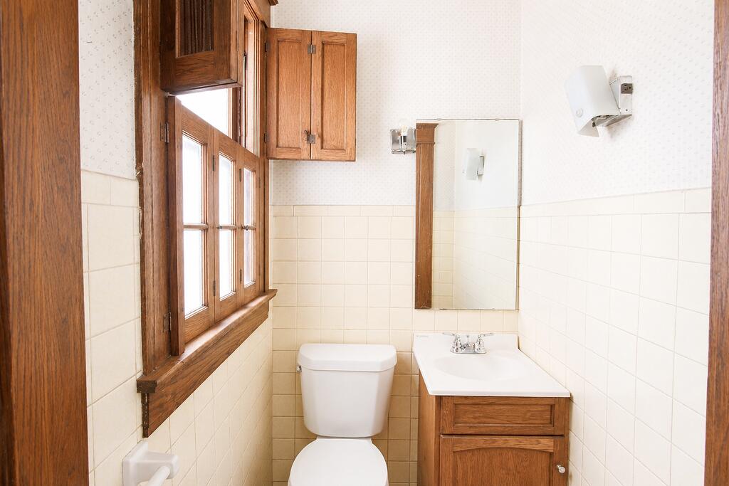 111 Noble Street, La Porte, IN 46350; Image #6