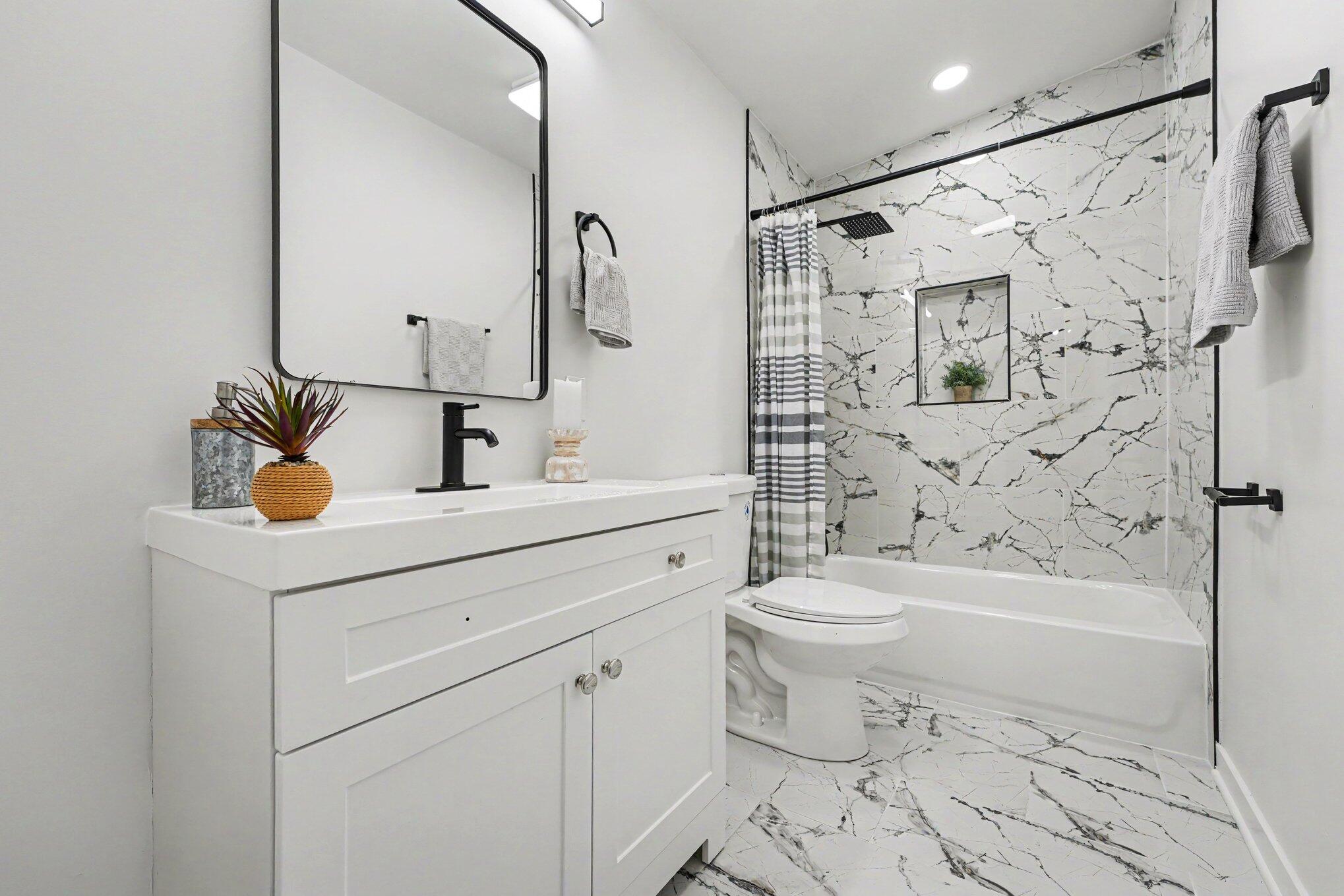 6949 Ash Place, Gary, IN 46403; Image #18