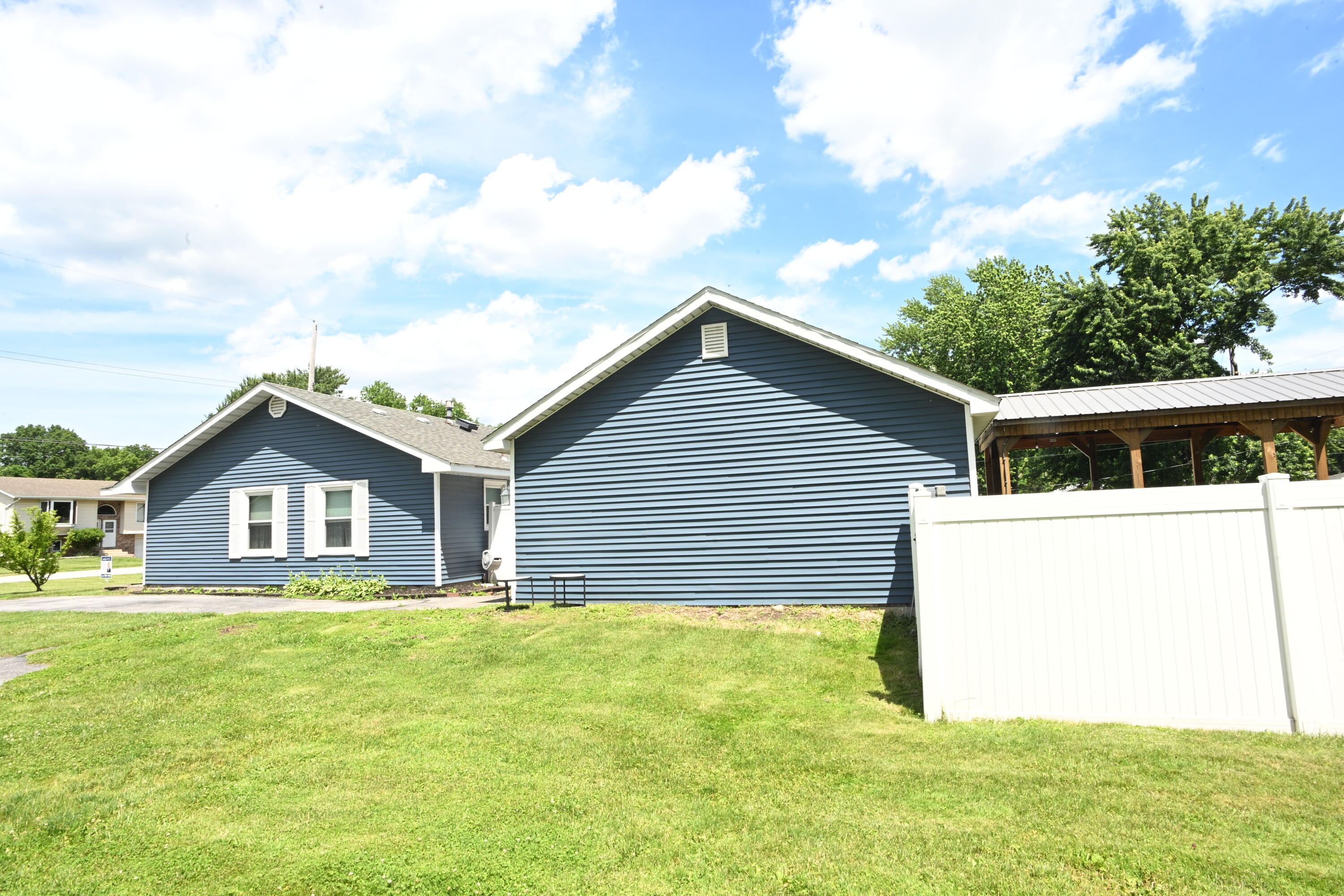 2113 W Porter Avenue, Chesterton, IN 46304; Image #21