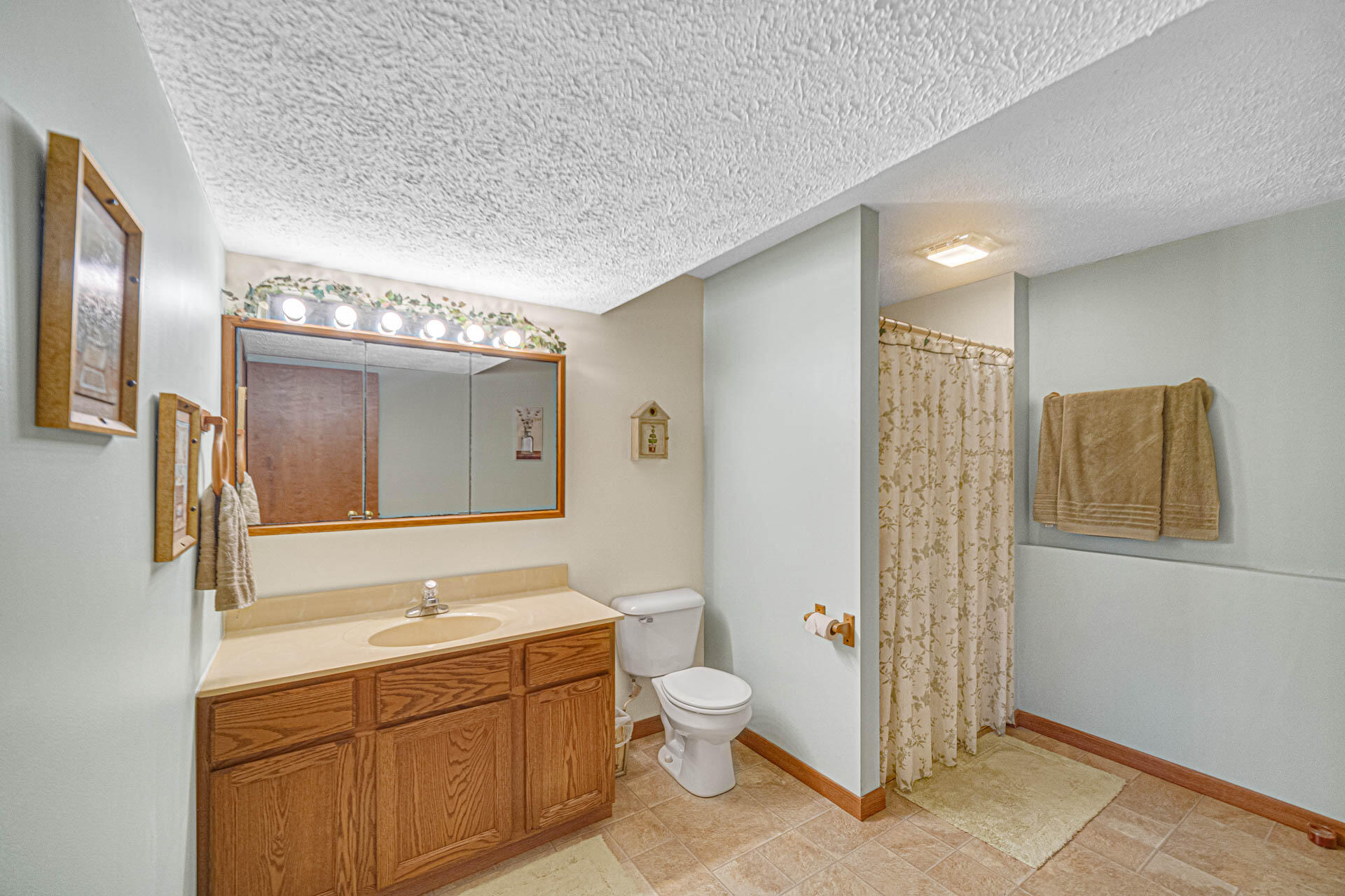 5843 Gardenia Avenue, Portage, IN 46368; Image #22