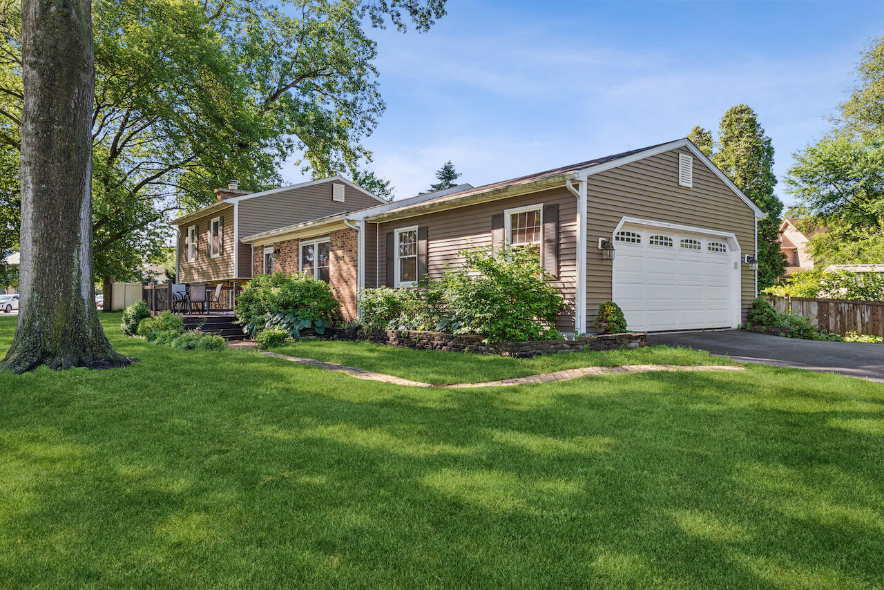 302 Lady Lane, Michigan City, IN 46360; Image #2