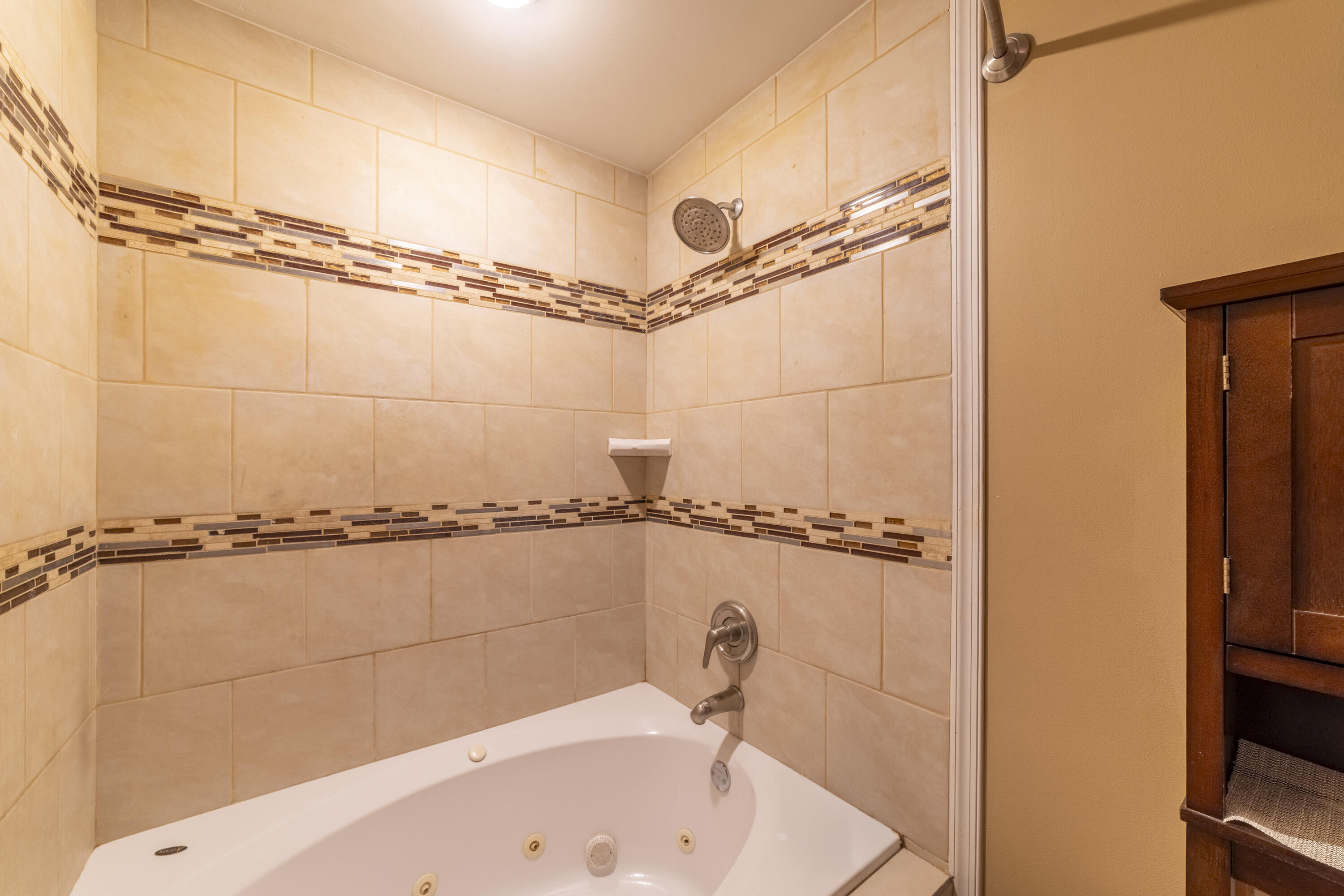 1494 Lake Street, Hobart, IN 46342; Image #17