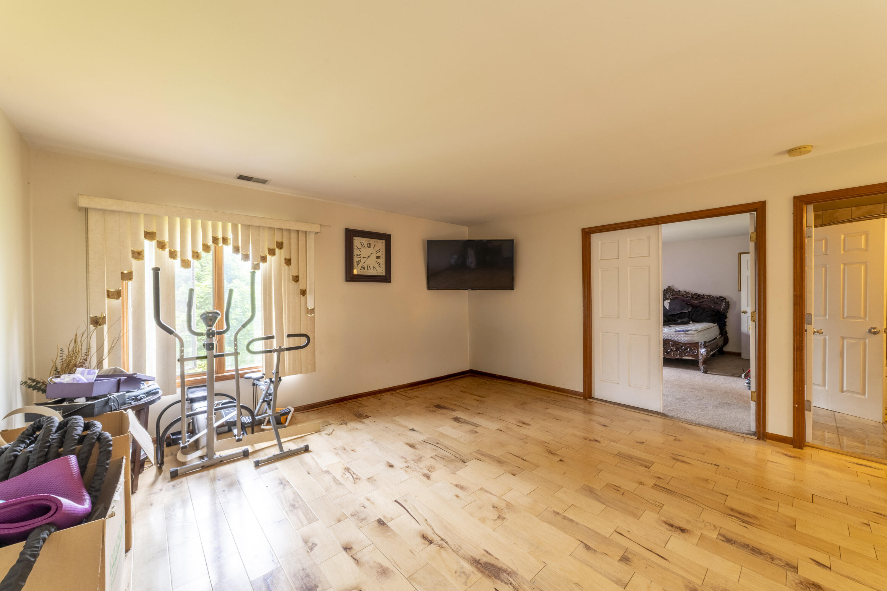 1494 Lake Street, Hobart, IN 46342; Image #21