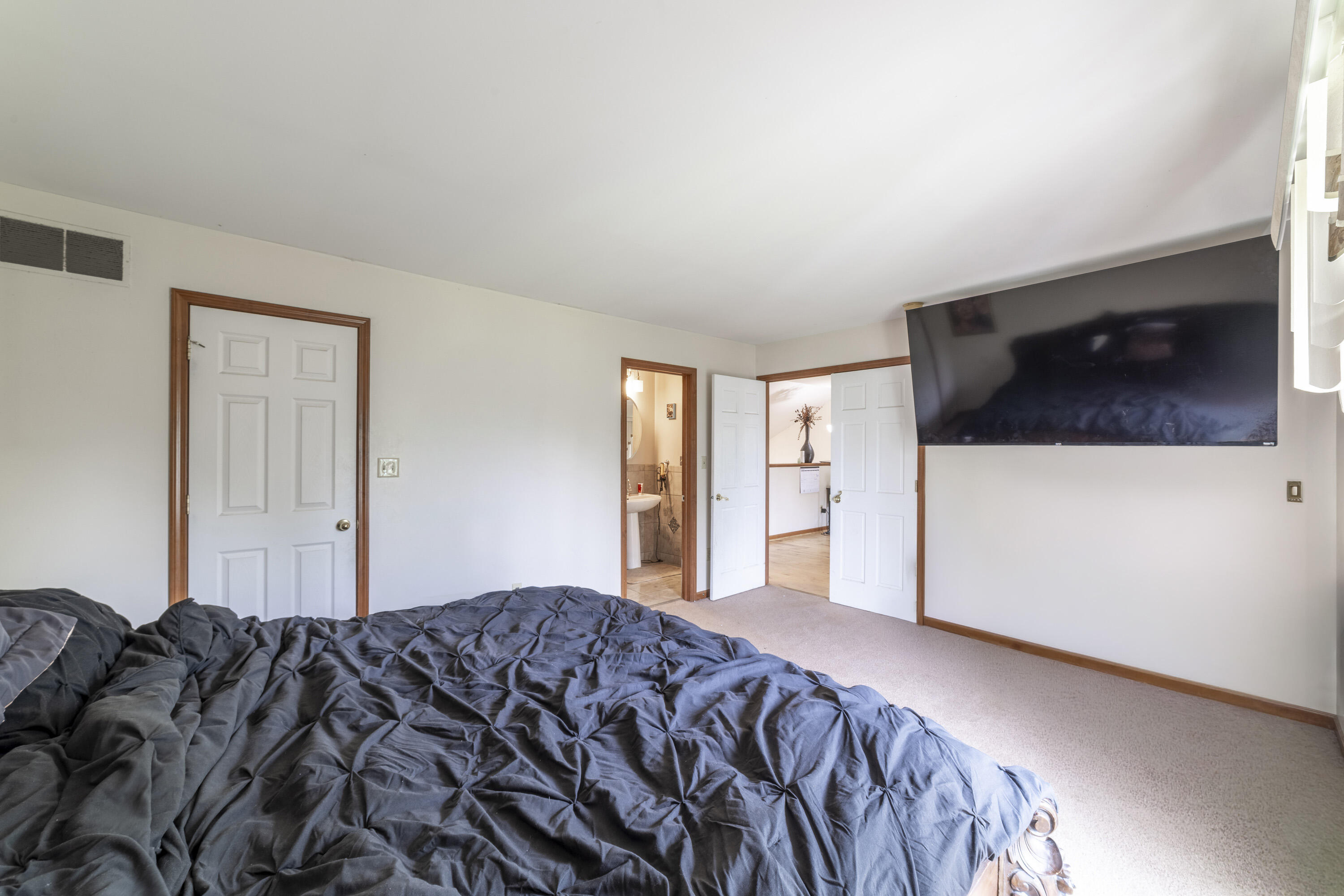 1494 Lake Street, Hobart, IN 46342; Image #25