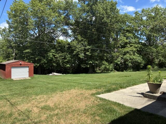 6952 Blackberry Court, DeMotte, IN 46310; Image #9