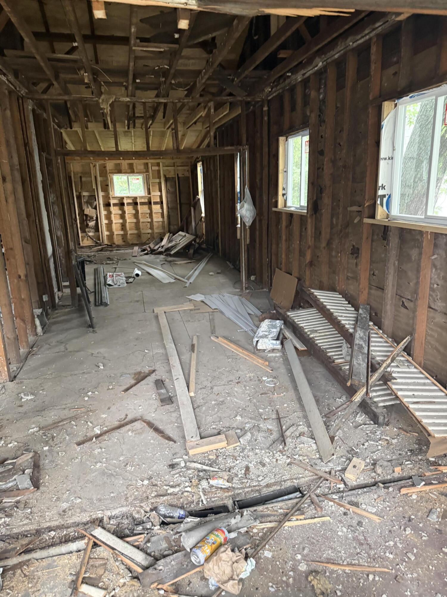 321 W 41st Avenue, Gary, IN 46408; Image #4