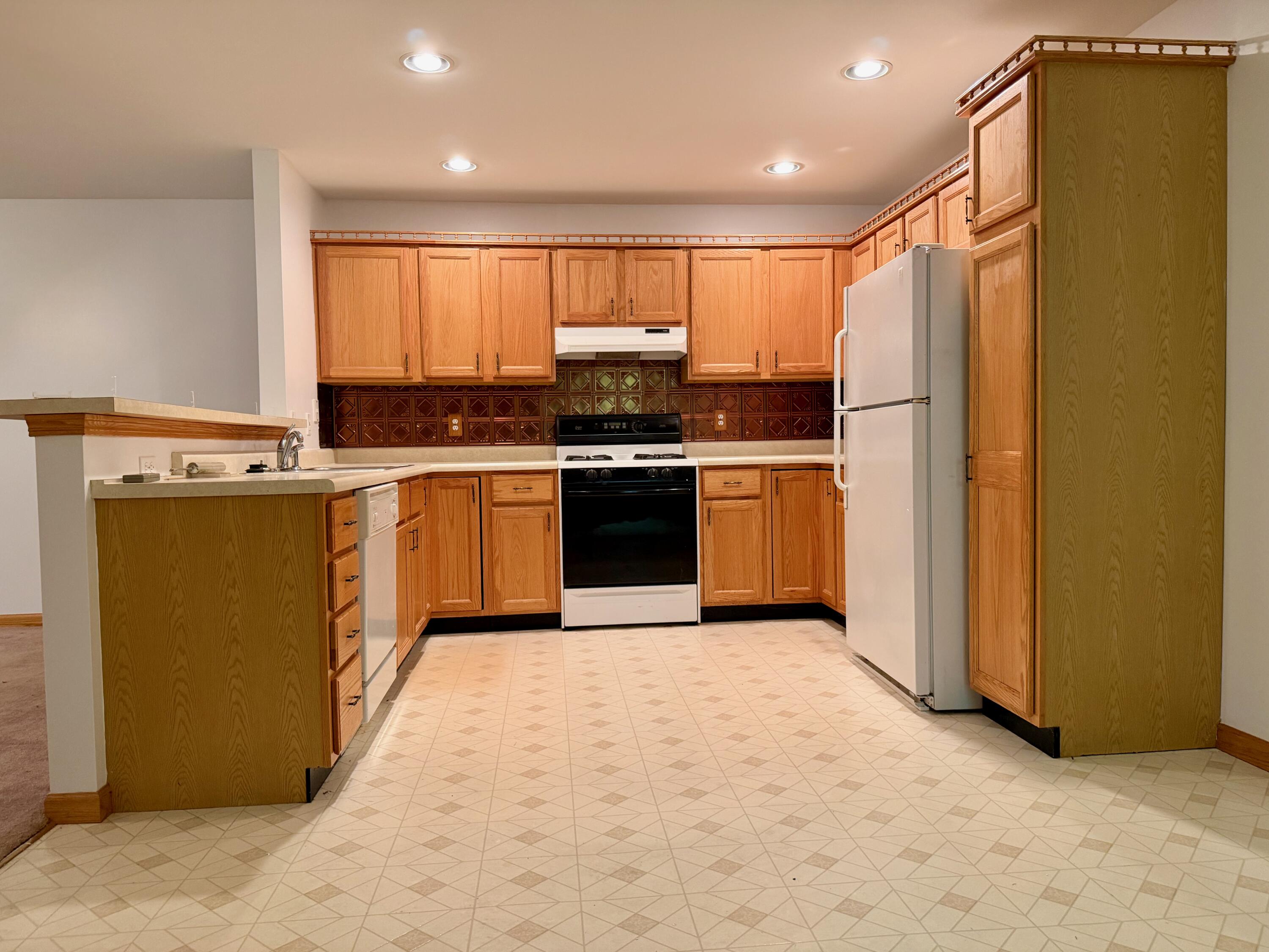1385 Young Drive, Crown Point, IN 46307; Image #4