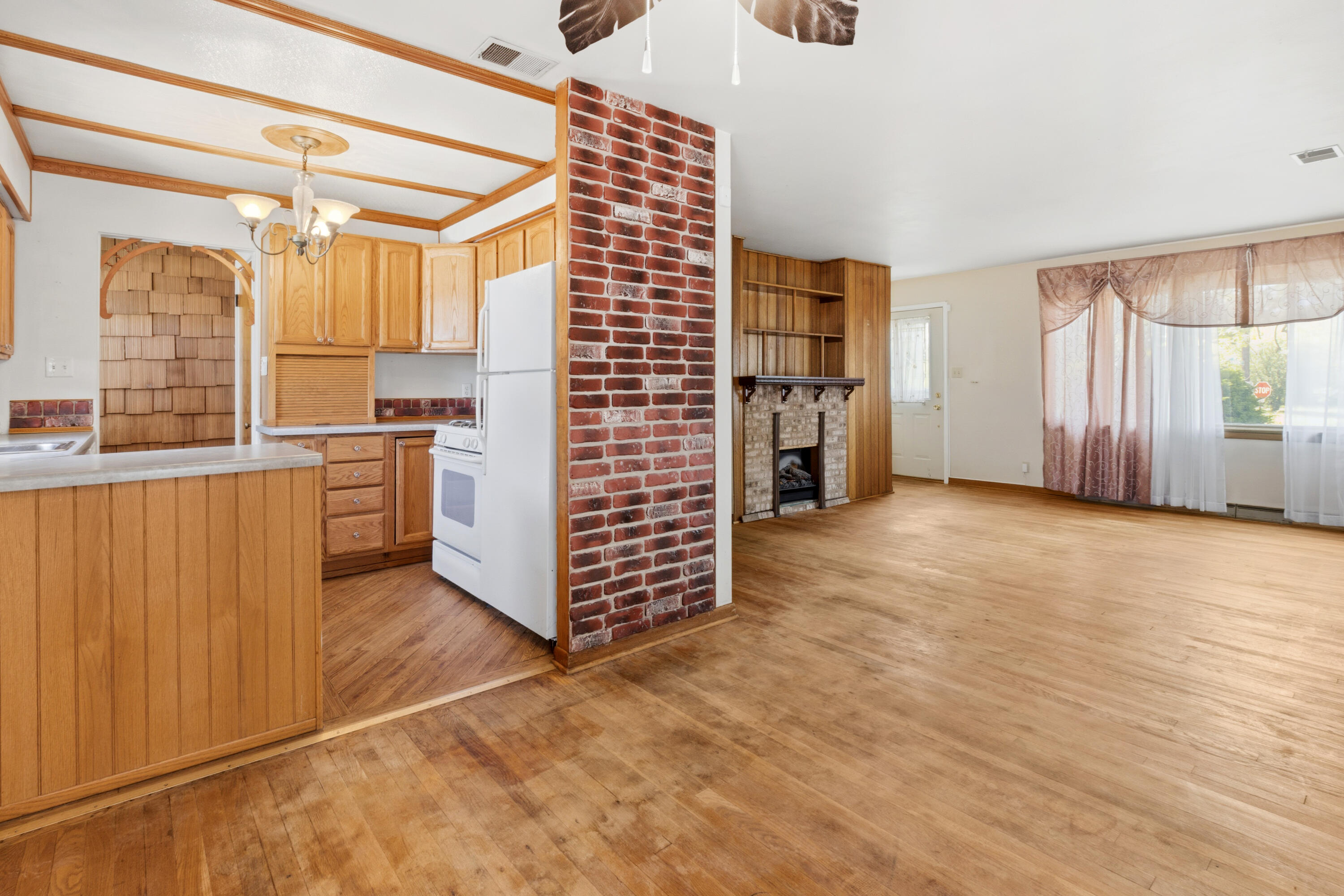 4060 E 13th Avenue, Gary, IN 46403; Image #3