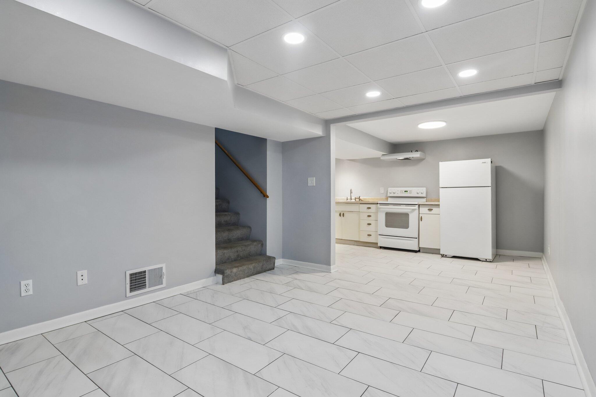 8316 Columbia Avenue, Munster, IN 46321; Image #21