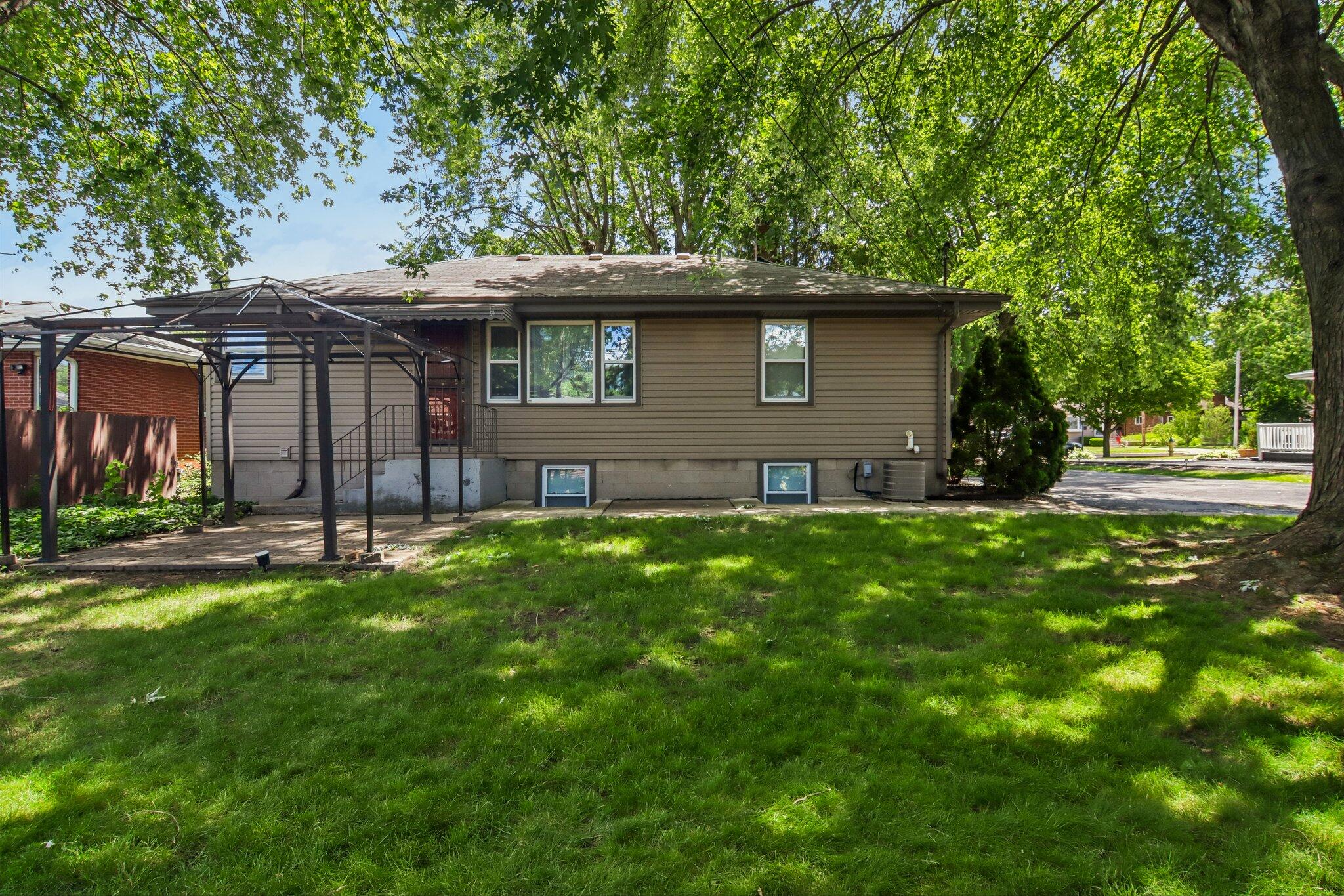 8316 Columbia Avenue, Munster, IN 46321; Image #30