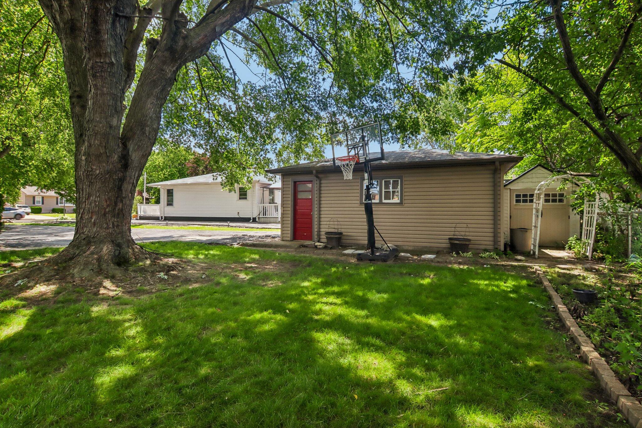 8316 Columbia Avenue, Munster, IN 46321; Image #33