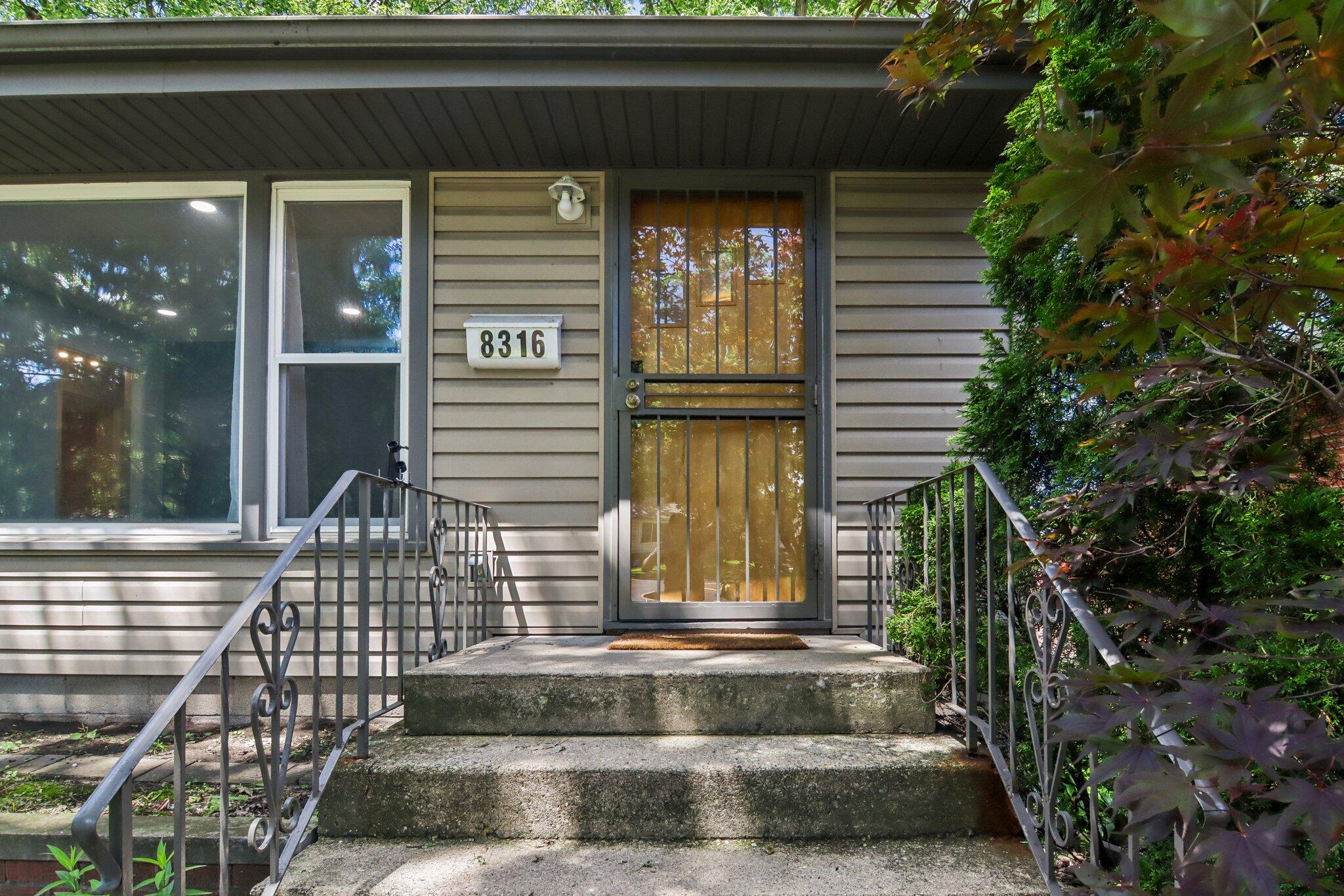 8316 Columbia Avenue, Munster, IN 46321; Image #4