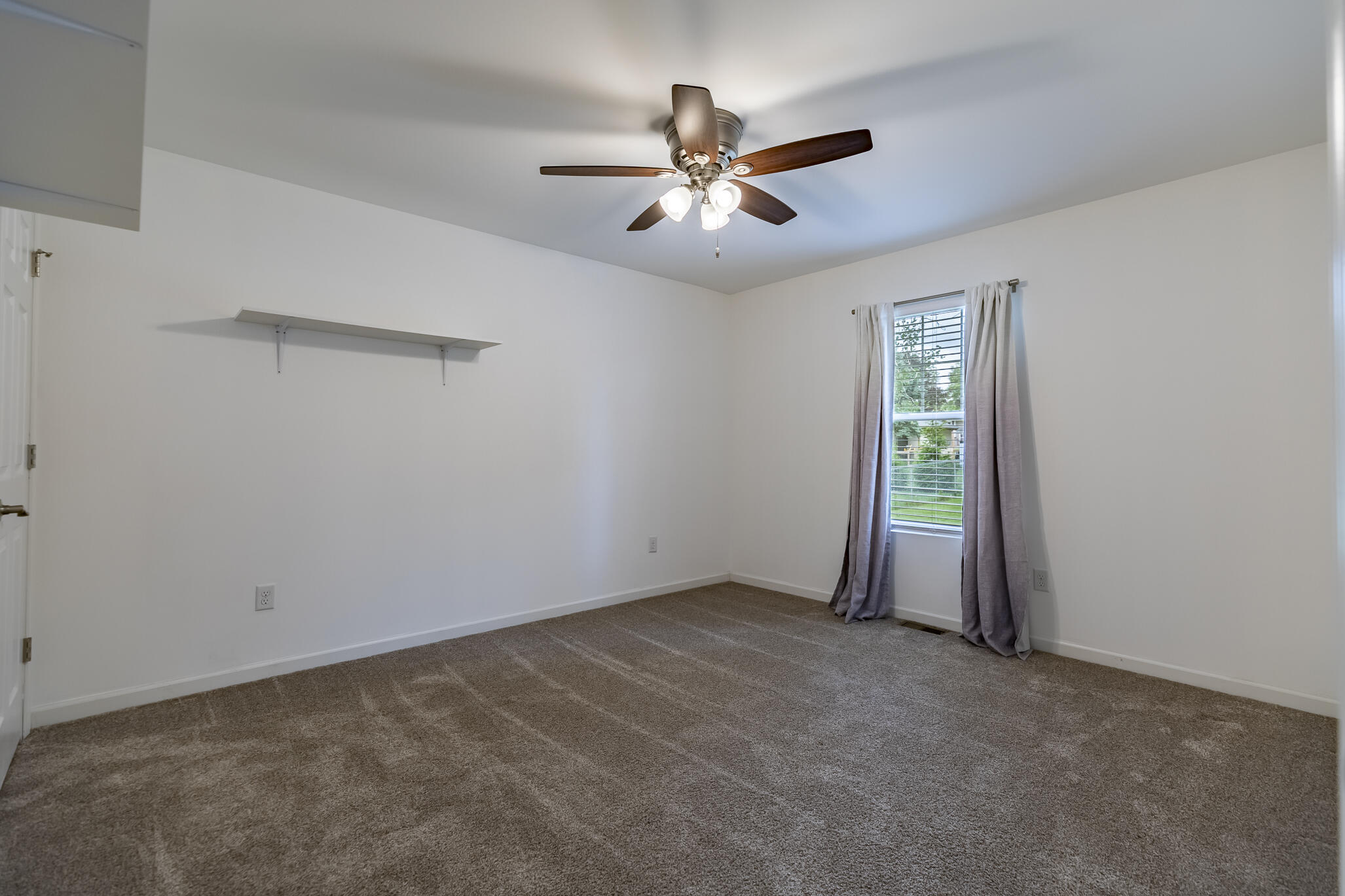 2352 Four Seasons Parkway, Crown Point, IN 46307; Image #20