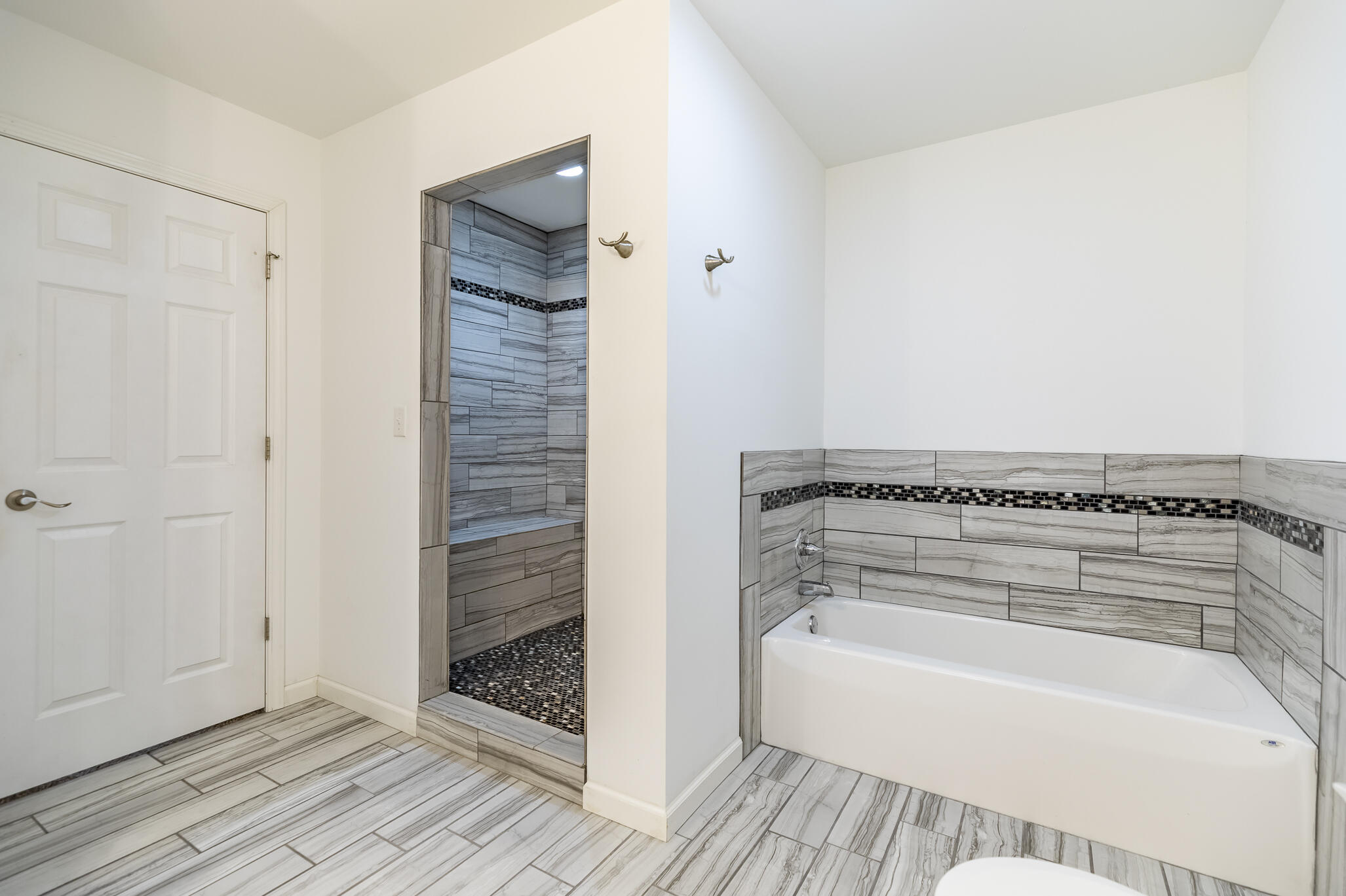 2352 Four Seasons Parkway, Crown Point, IN 46307; Image #29