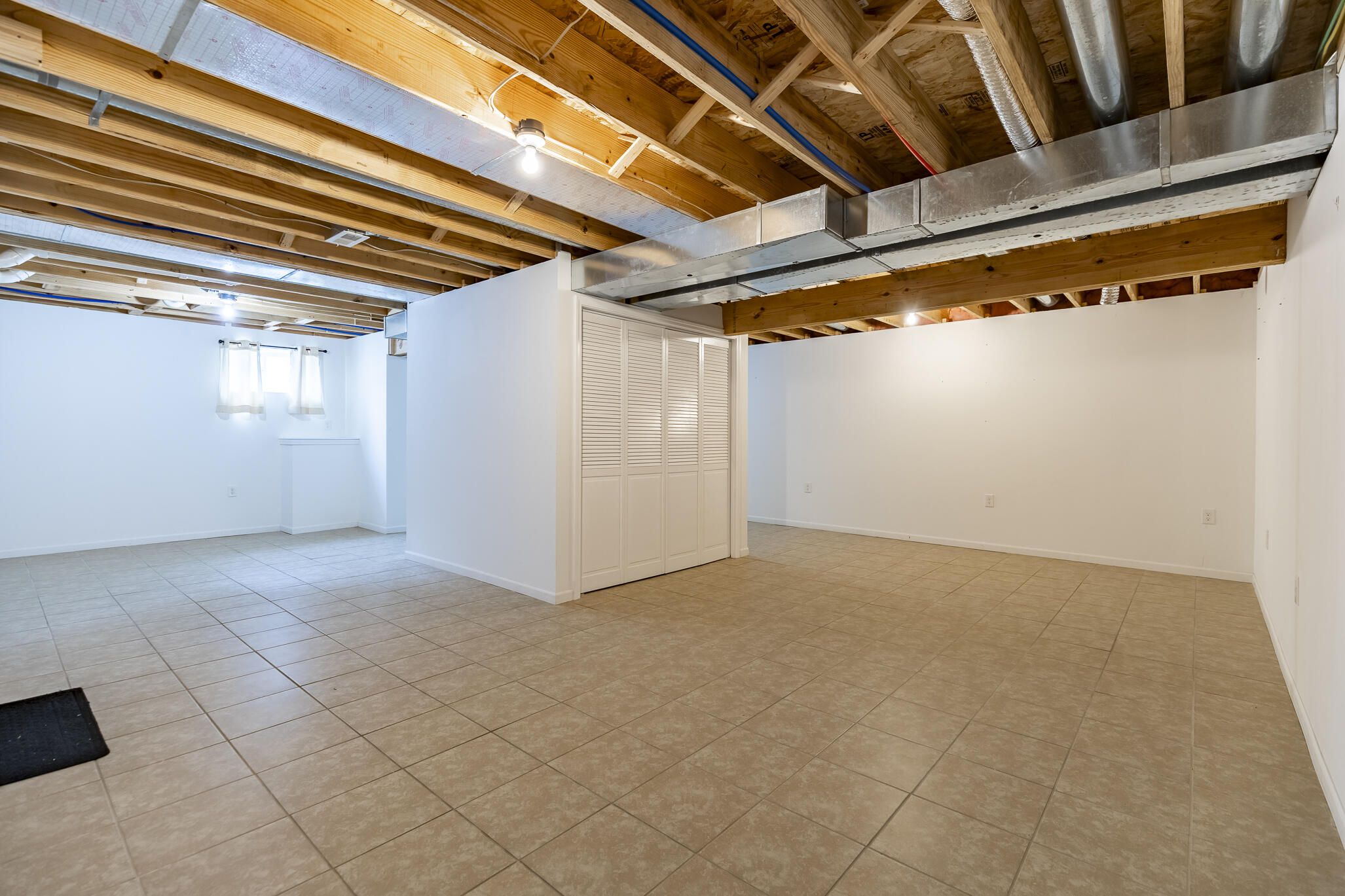 2352 Four Seasons Parkway, Crown Point, IN 46307; Image #33