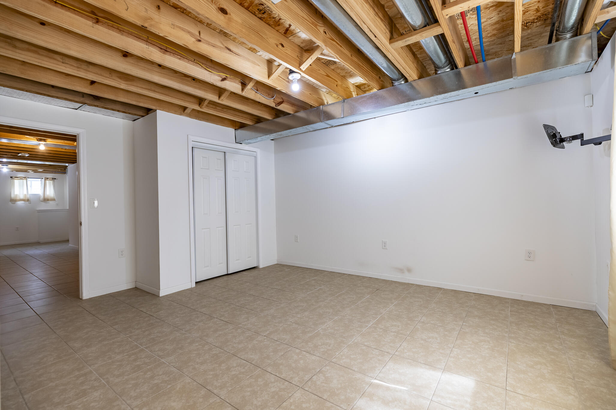 2352 Four Seasons Parkway, Crown Point, IN 46307; Image #39