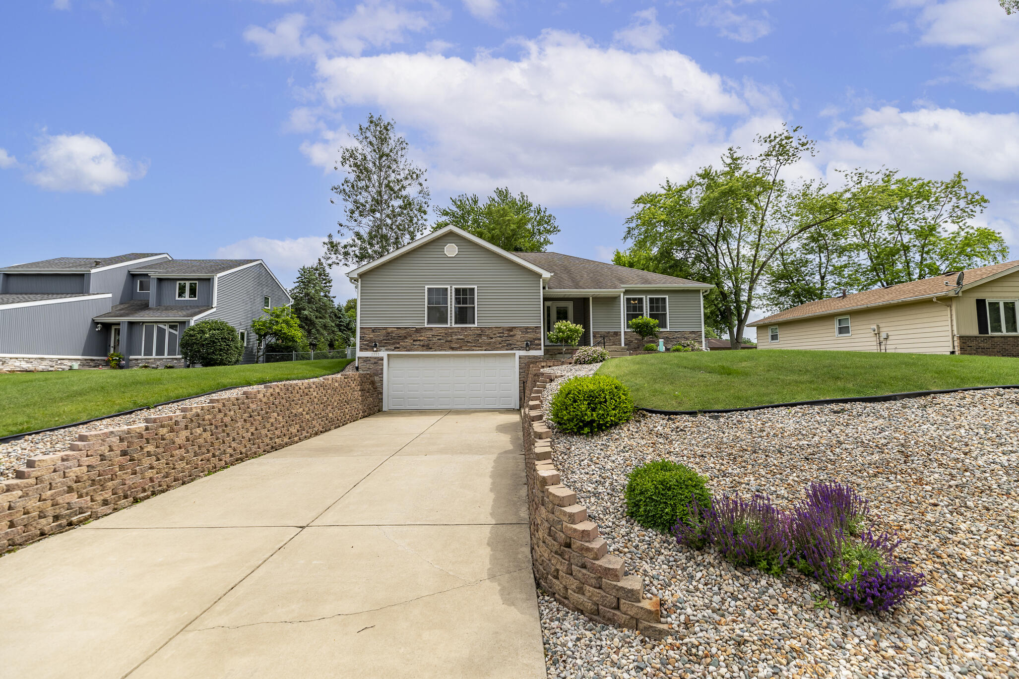 2352 Four Seasons Parkway, Crown Point, IN 46307; Image #5