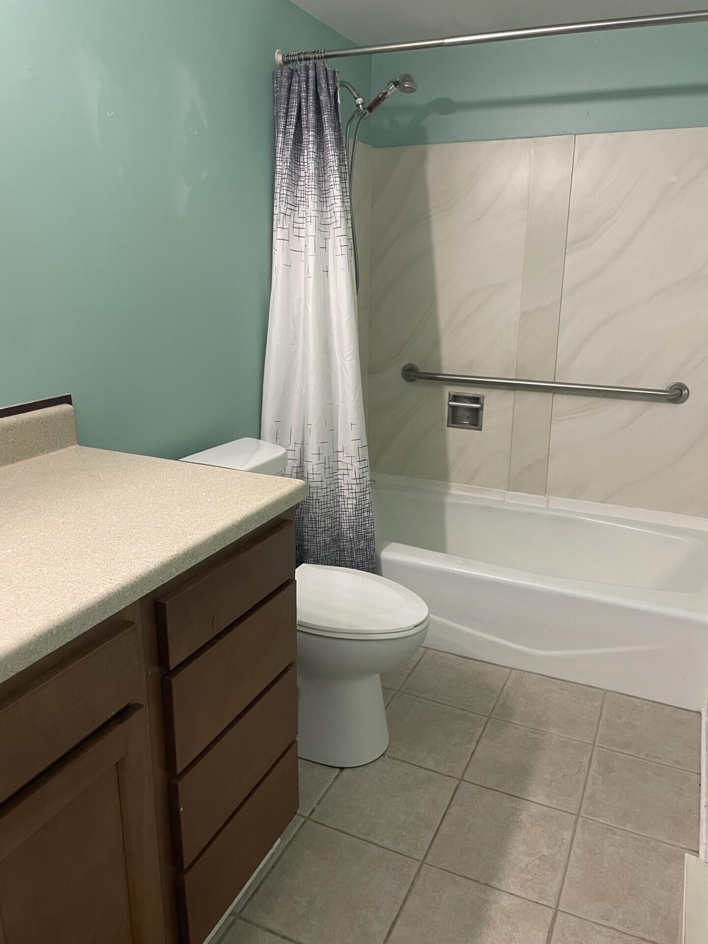 10047 Kennedy Avenue, Highland, IN #2b, 46322; Image #9