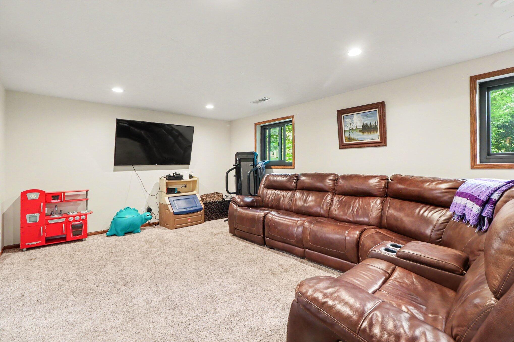 3276 N 525 W, La Porte, IN 46350; Image #17