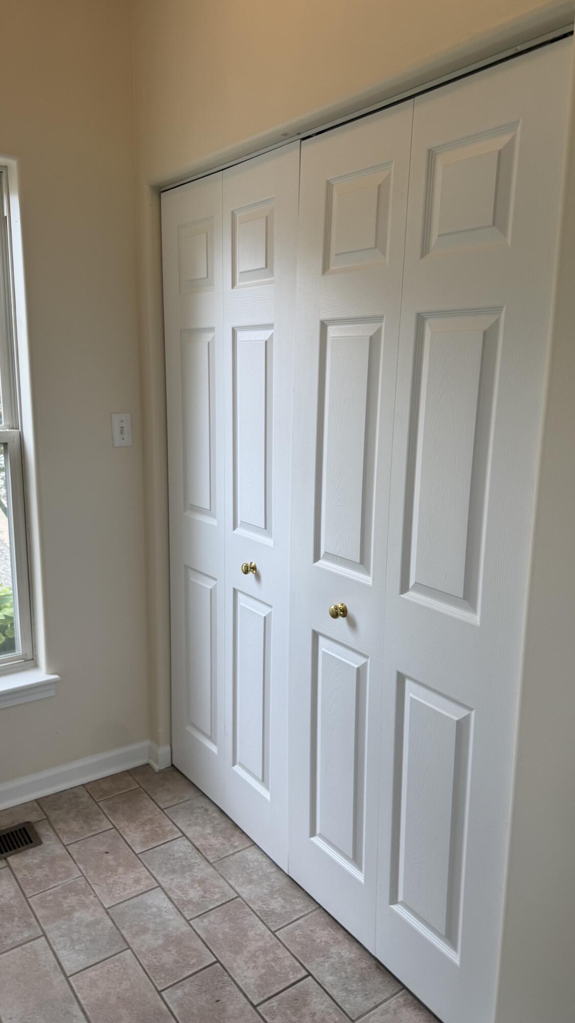 9247 Norris Drive, Hobart, IN 46342; Image #7