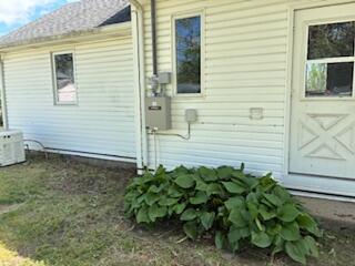 205 E Day Street, Royal Center, IN 46978; Image #11
