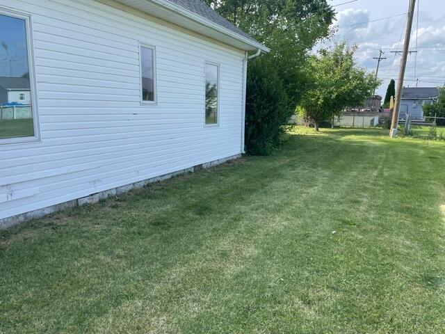 205 E Day Street, Royal Center, IN 46978; Image #2