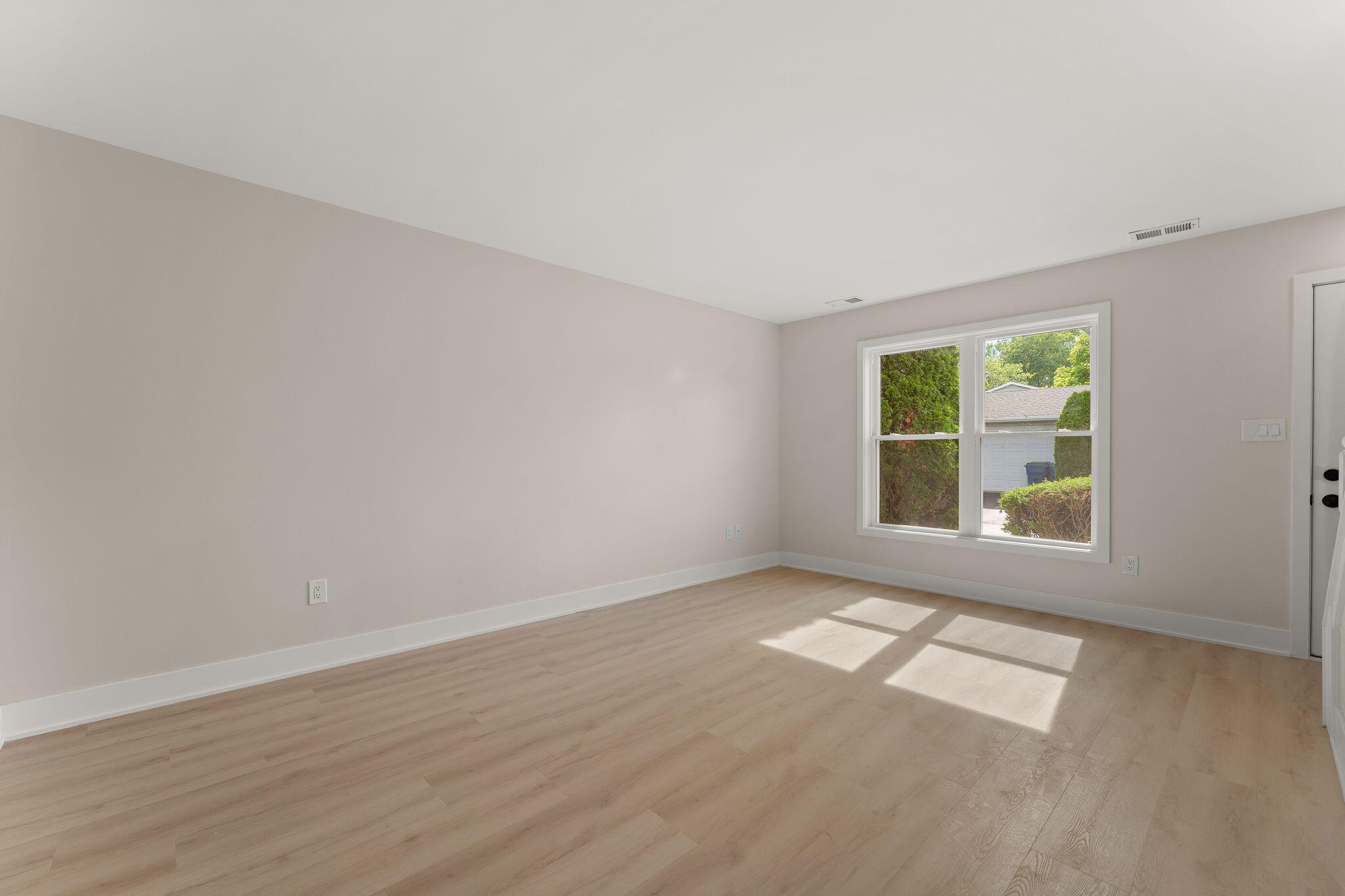 1011 Windsor Lane, Dyer, IN 46311; Image #14